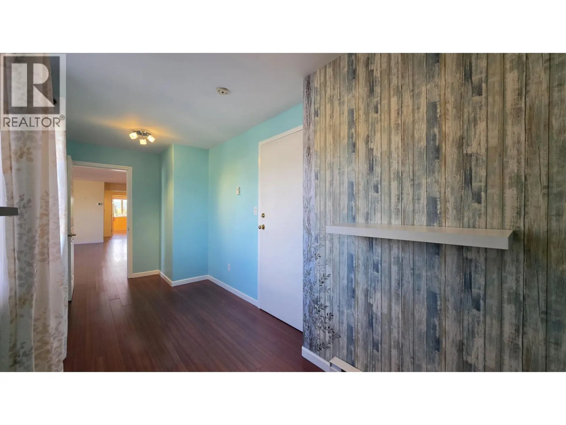 #301 1693 6TH AVENUE - Image 10