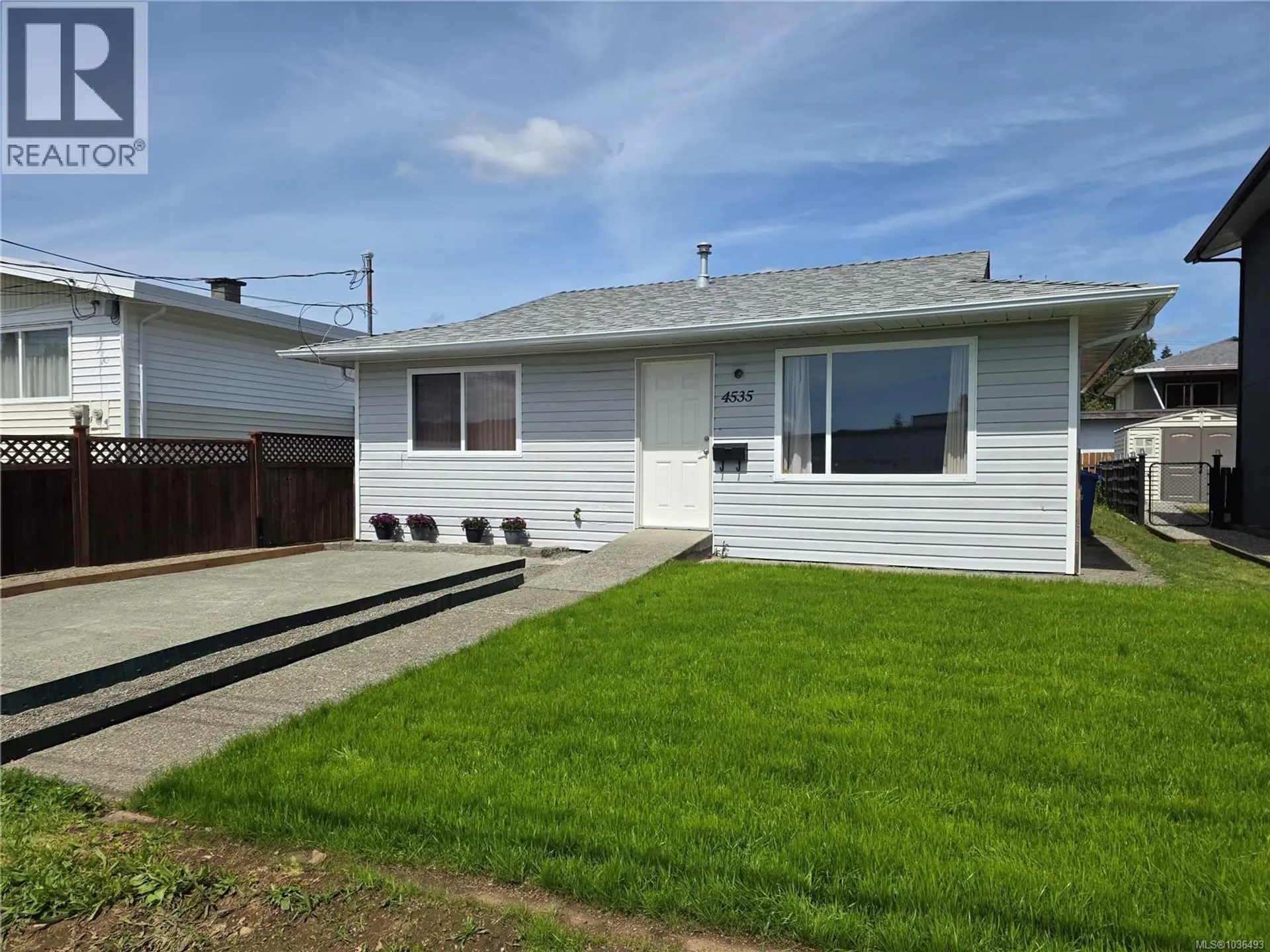 Property at 4535 Arrowsmith Rd, Port Alberni, BC