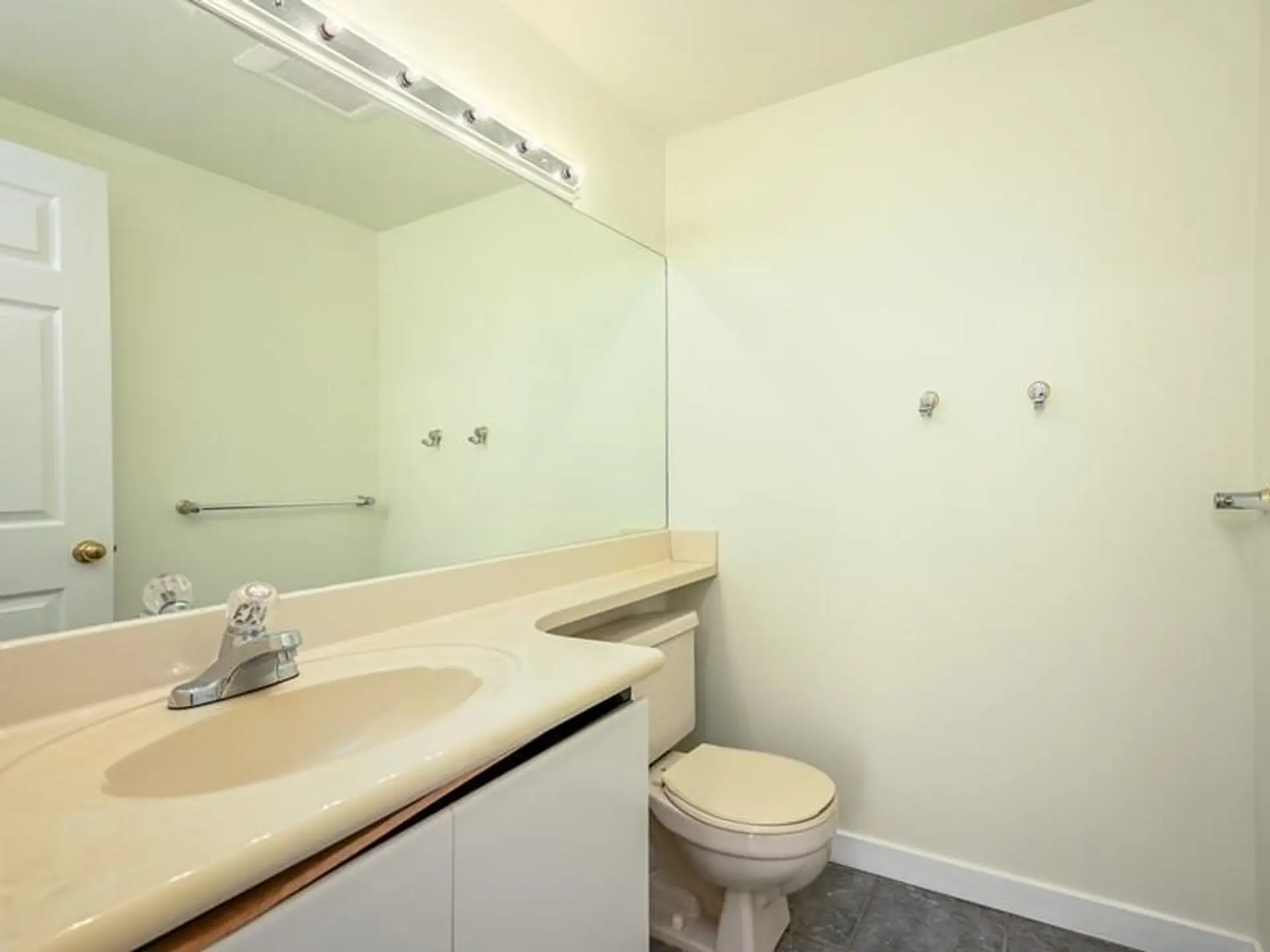 #110 6420 Buswell Street - Image 16