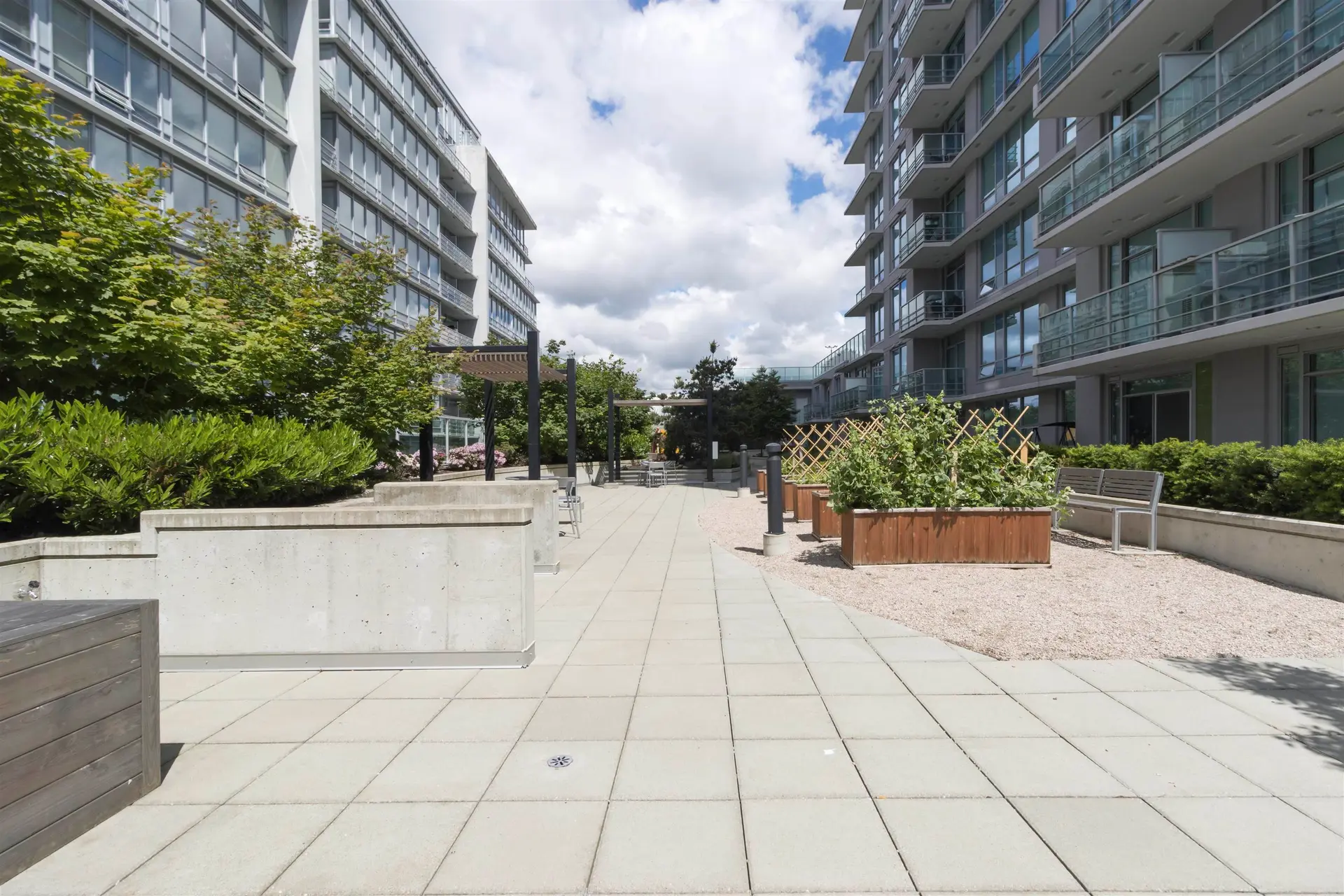 #615 5599 Cooney Road - Image 6