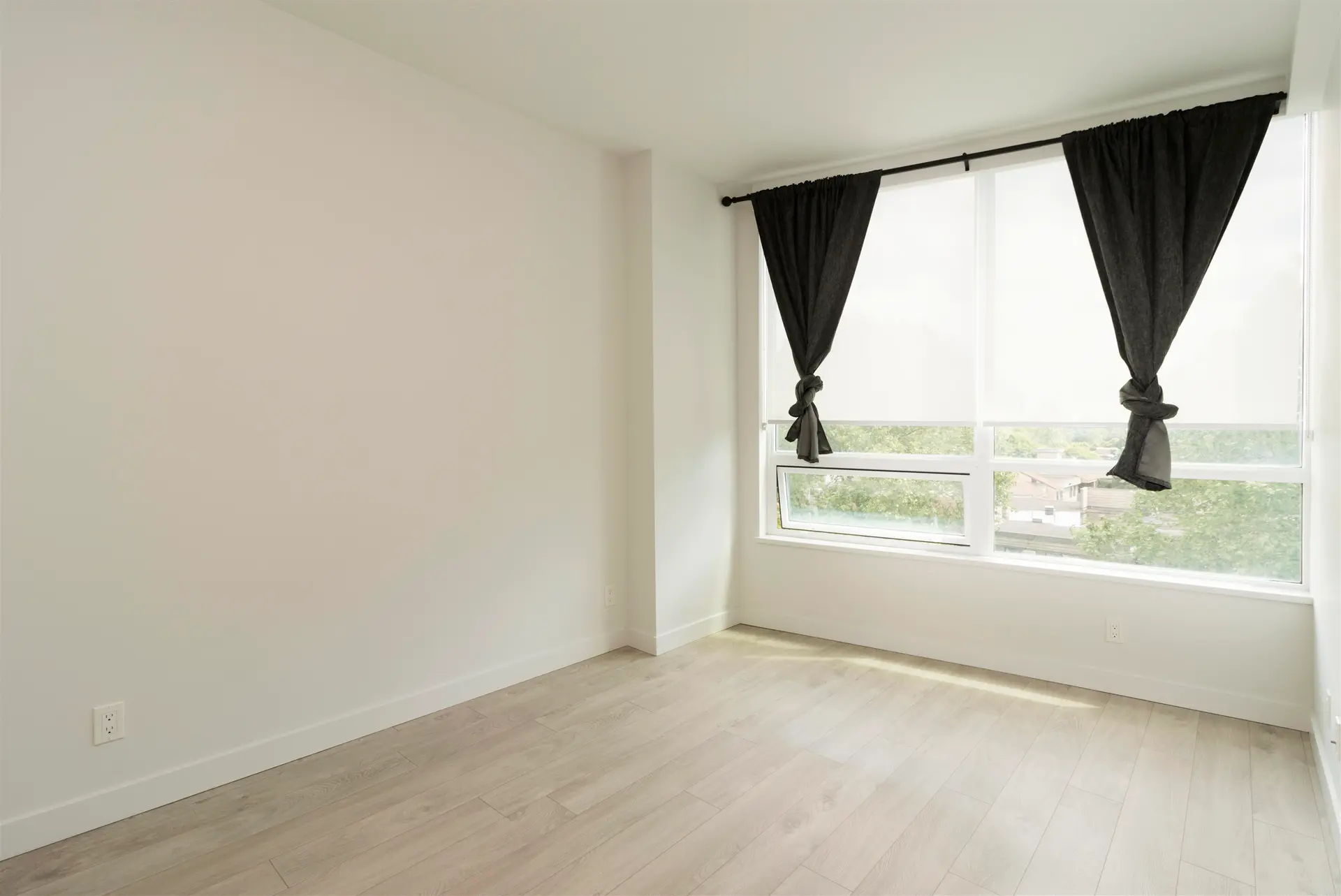 #615 5599 Cooney Road - Image 4