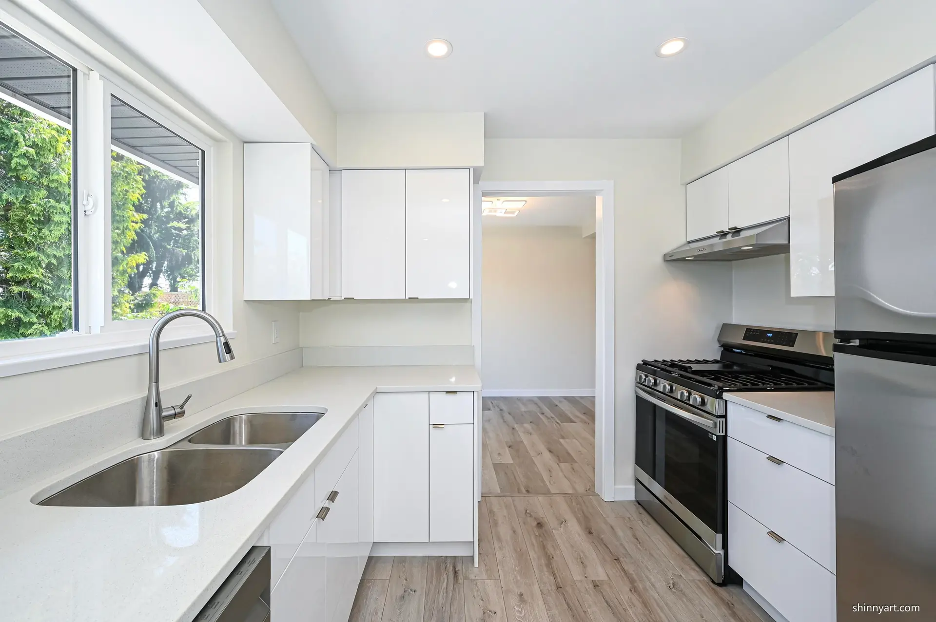 Property at 5546 Maple Crescent, Delta, BC