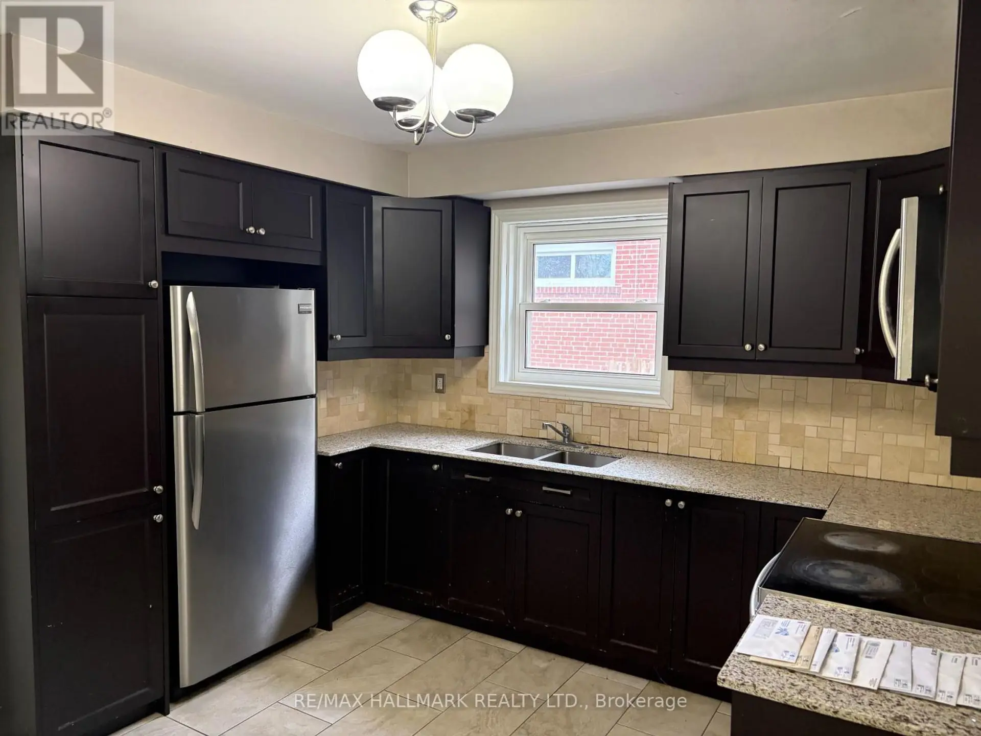 64 DALE AVENUE - Image 2