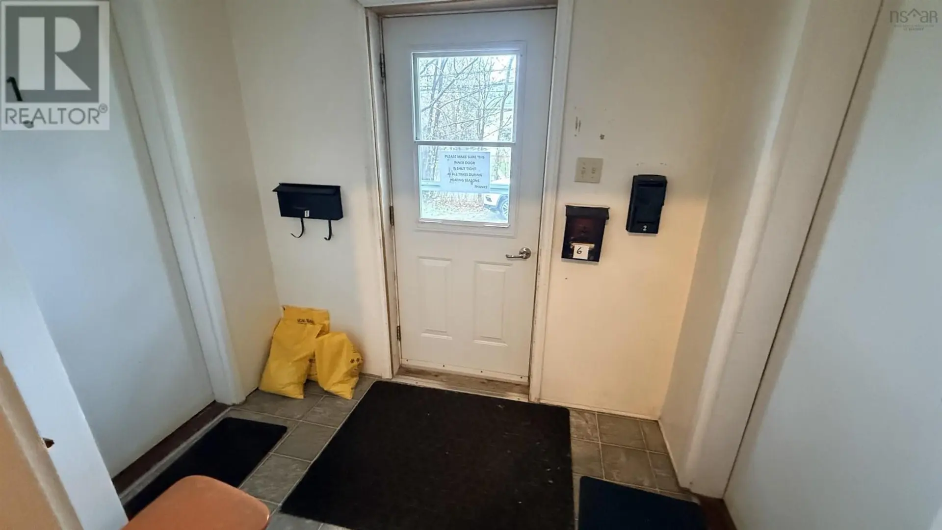 261 Marsh Street - Image 6