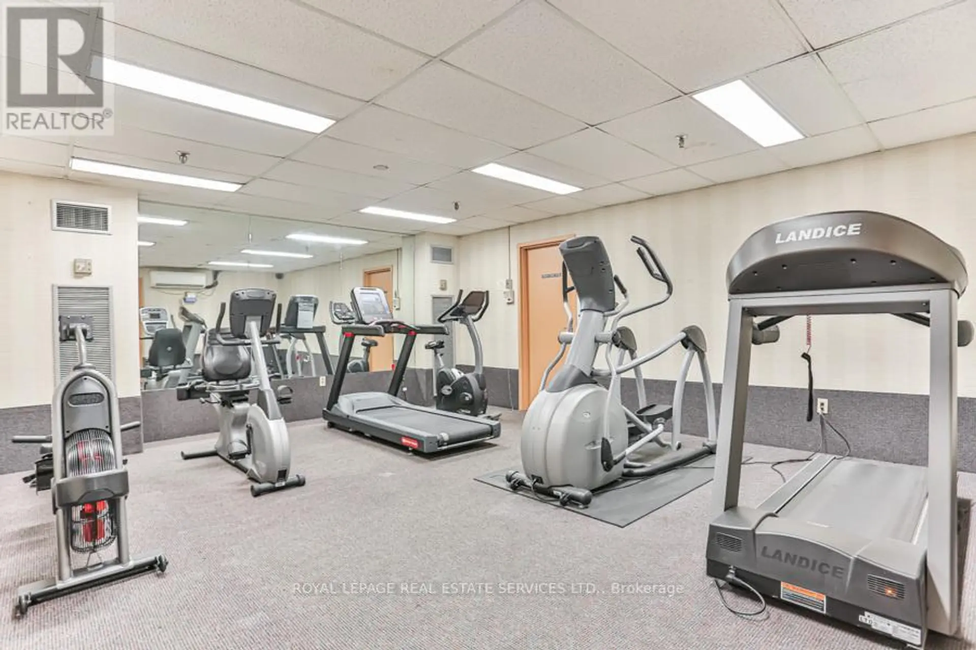 #706 3000 BATHURST STREET - Image 14