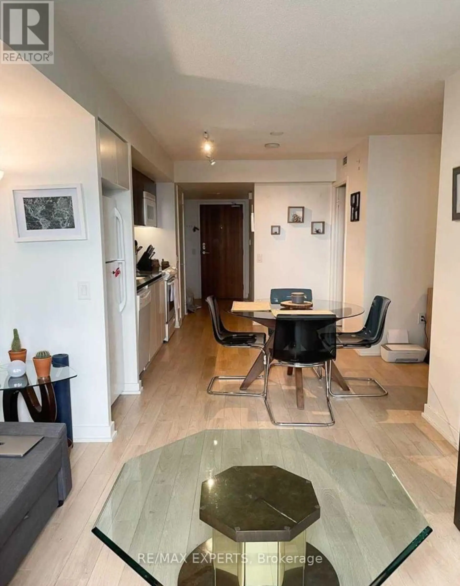 #805 85 QUEENS WHARF ROAD - Image 9