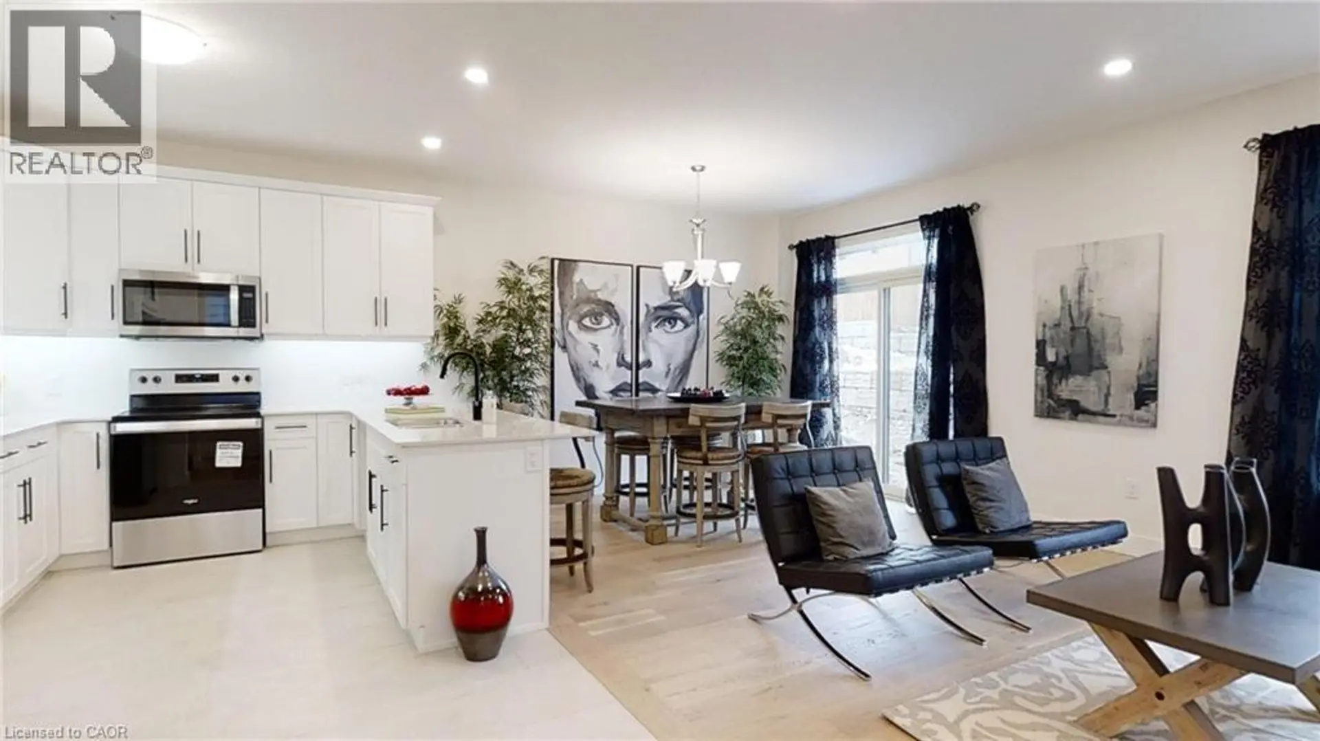 9 CHRISTOPHER Court - Image 3