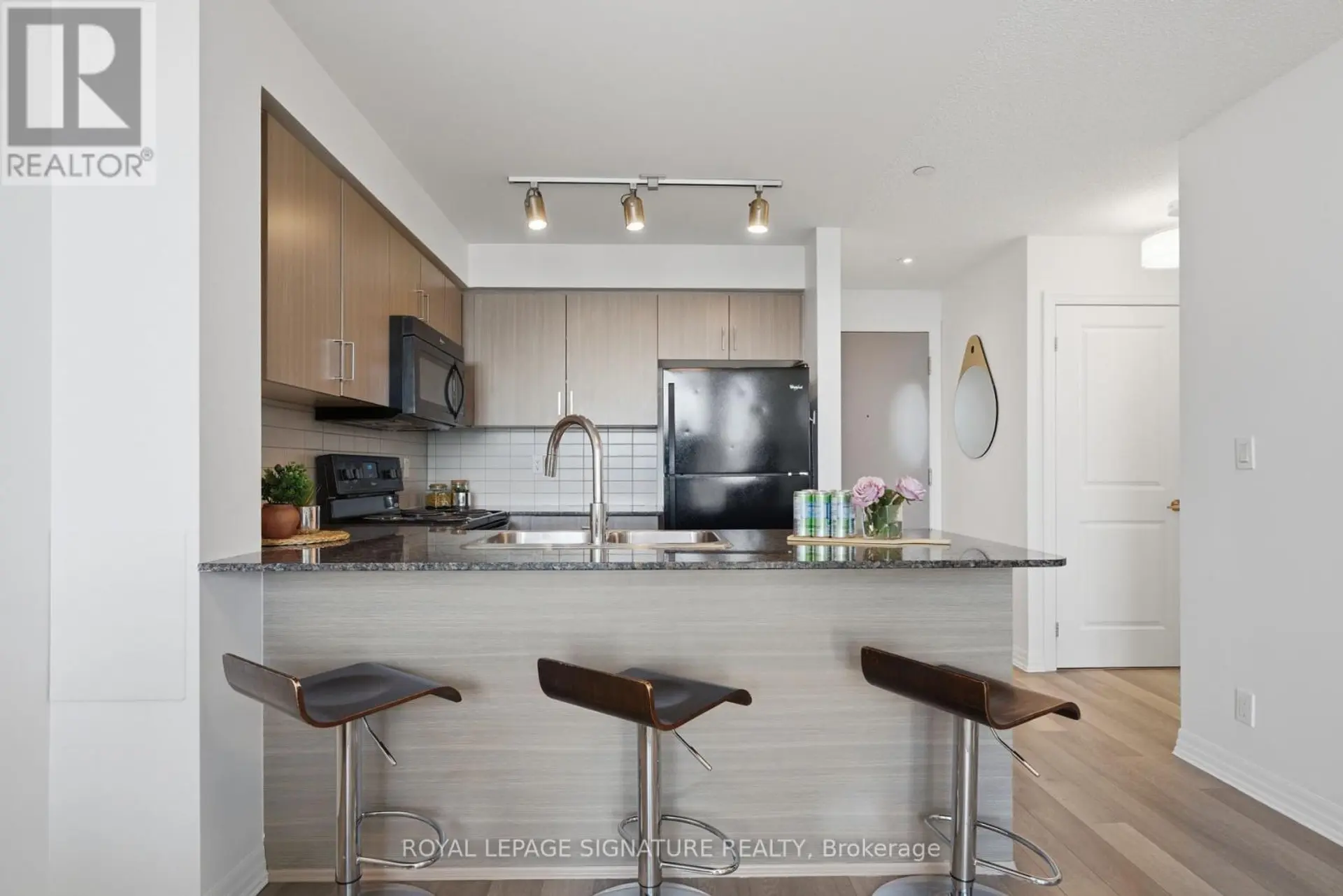 #1116 80 ESTHER LORRIE DRIVE - Image 7