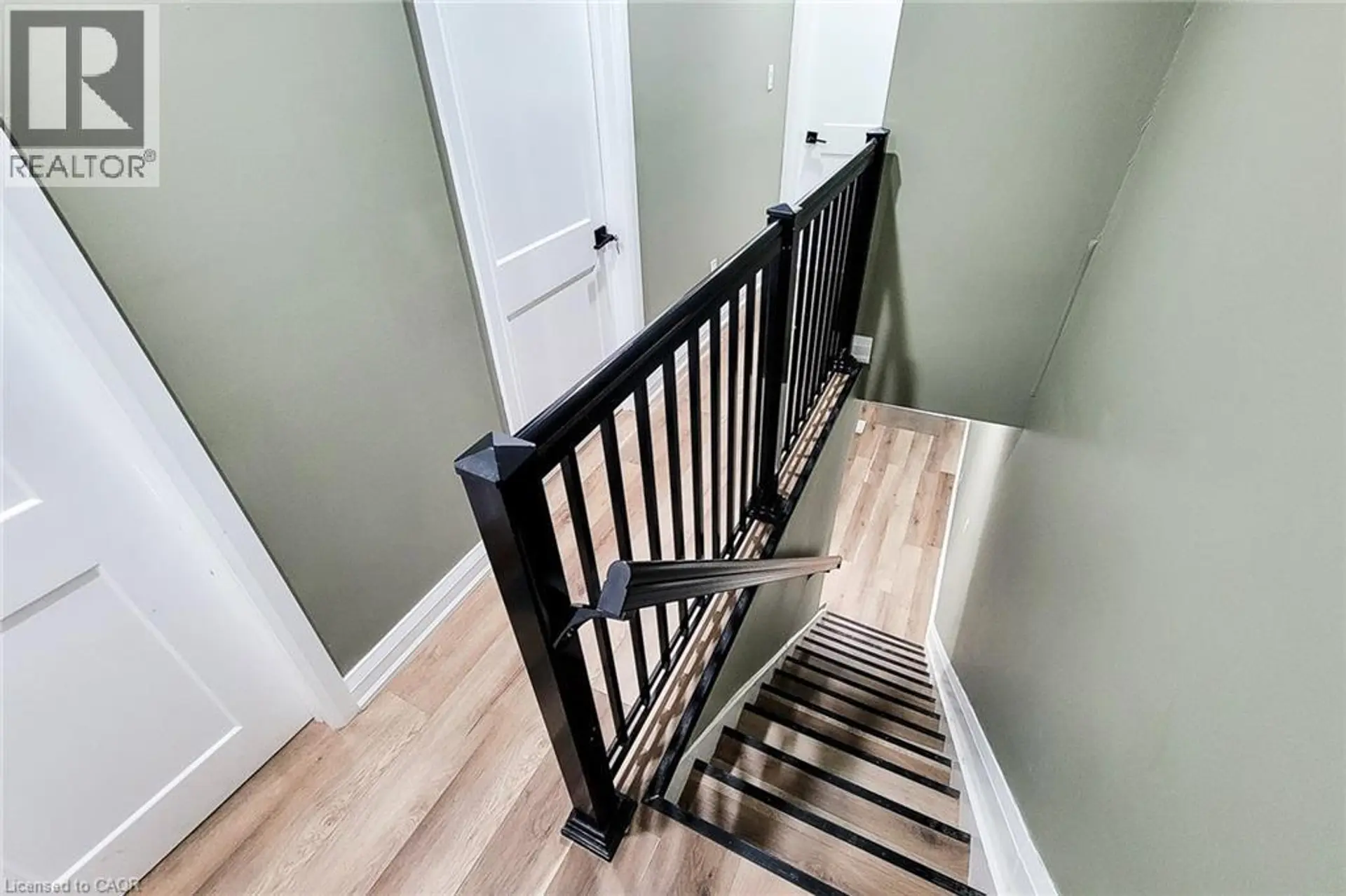 334 GAGE Avenue N - Image 16