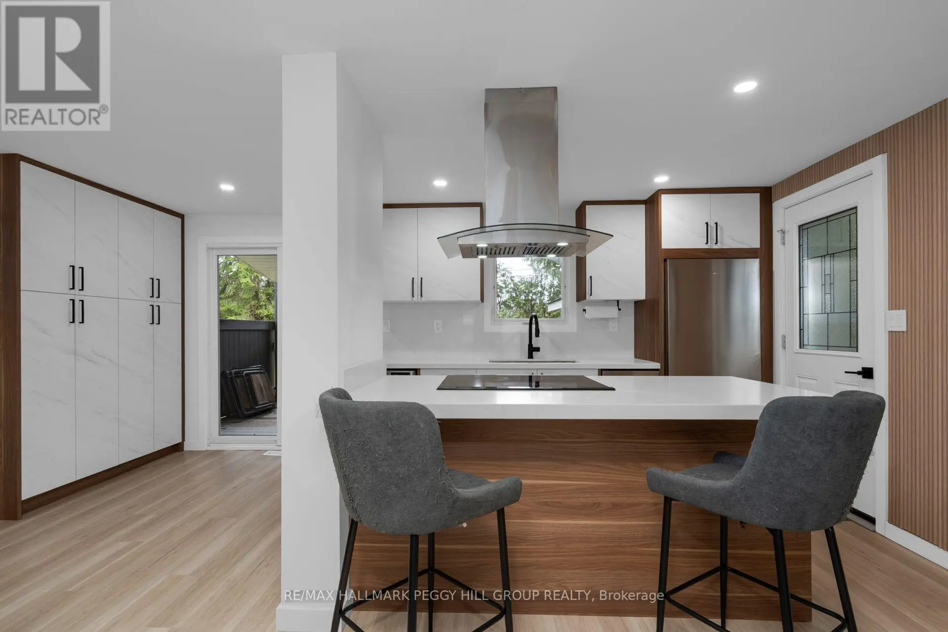 15 CHERRYWOOD LANE - Image 4