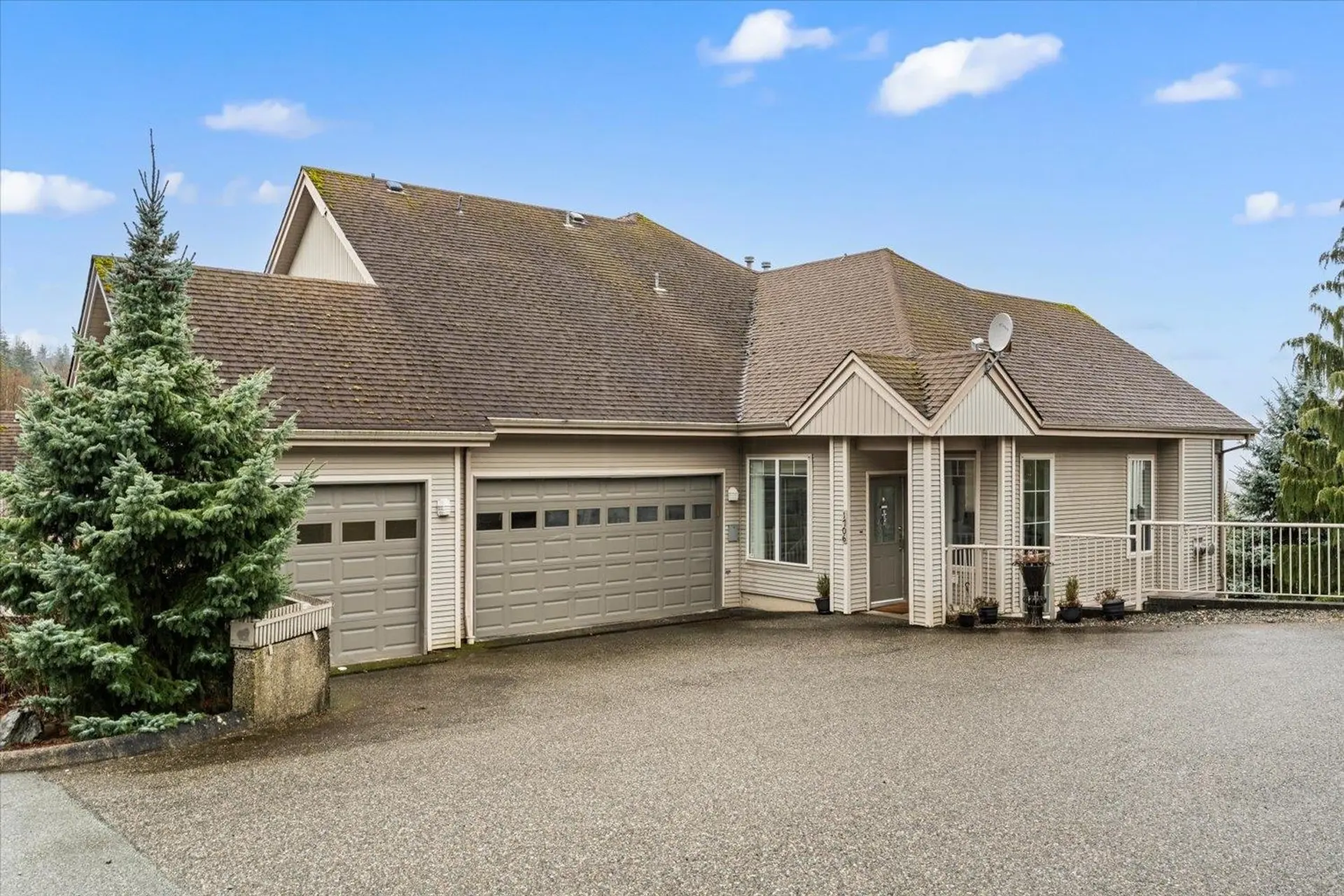 Property at #1706 5260 Goldspring Place, Chilliwack, BC
