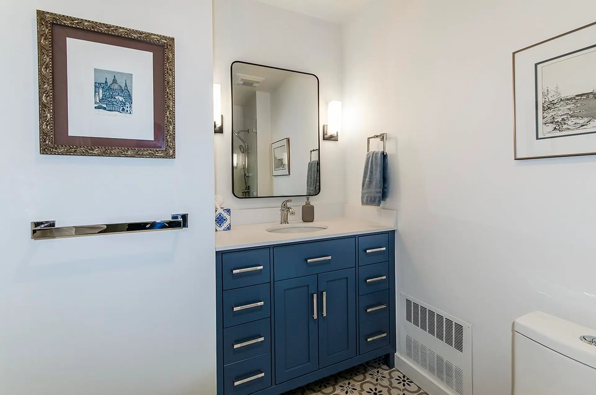 #211 235 Keith Road - Image 13