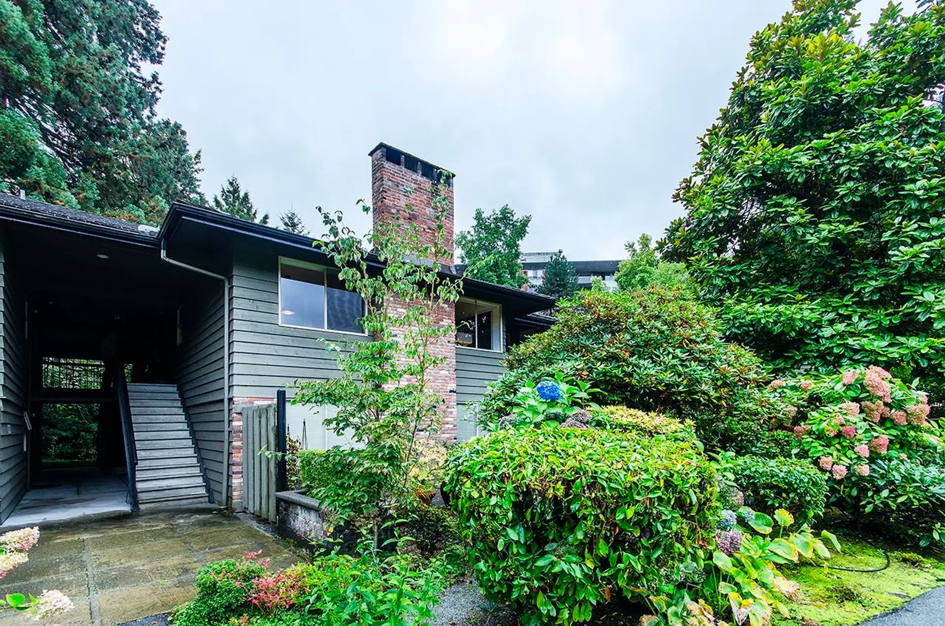 #211 235 Keith Road - Image 20