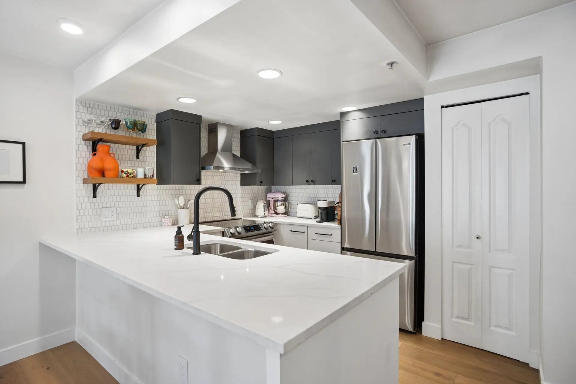 #15 3036 W 4th Avenue - Image 9
