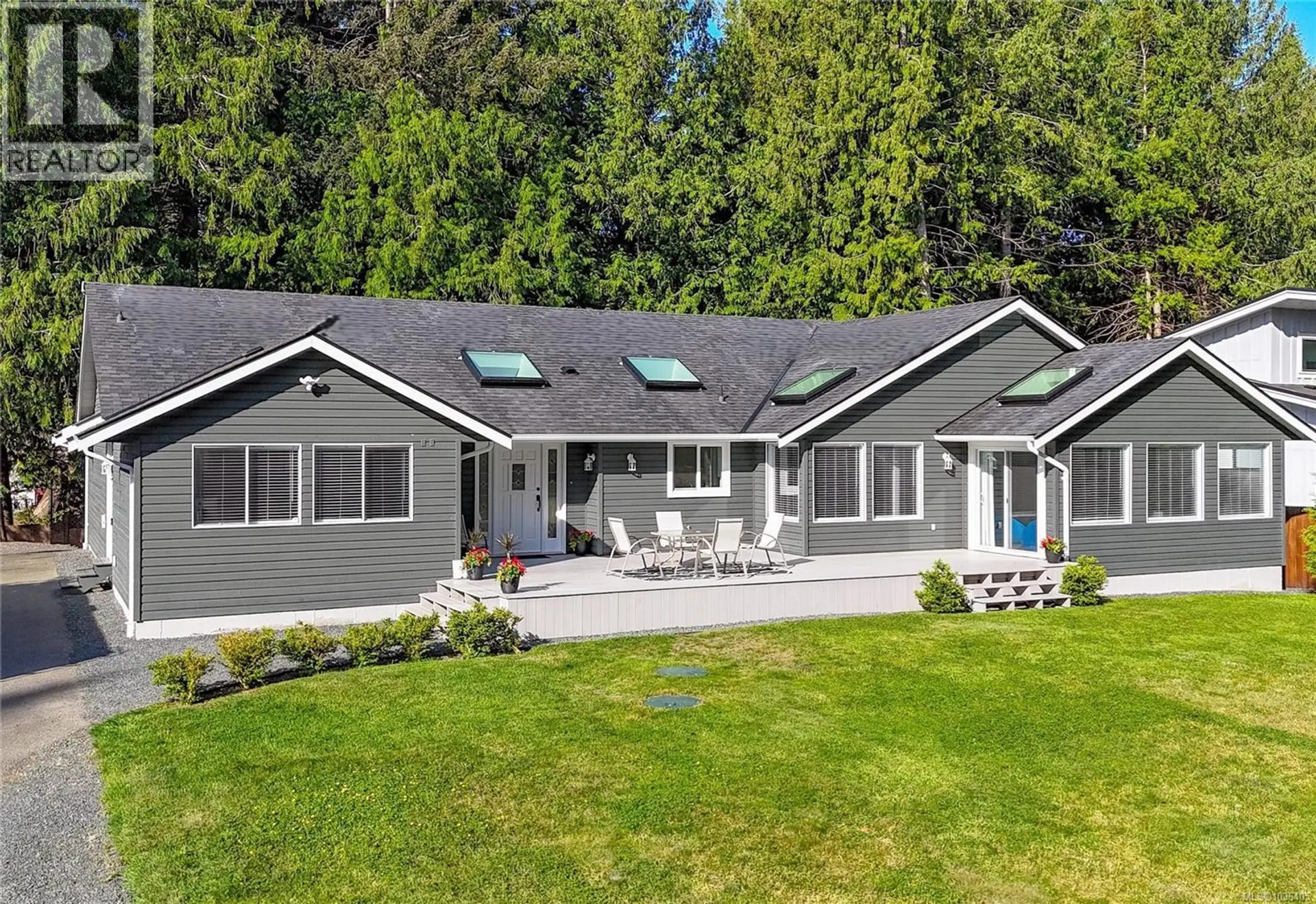 Property at 967 Woodpecker Pl, Parksville, BC
