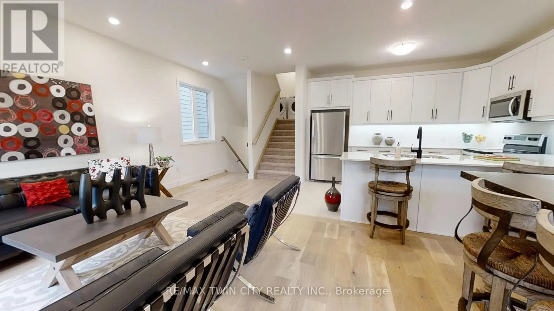 9 CHRISTOPHER COURT - Image 10