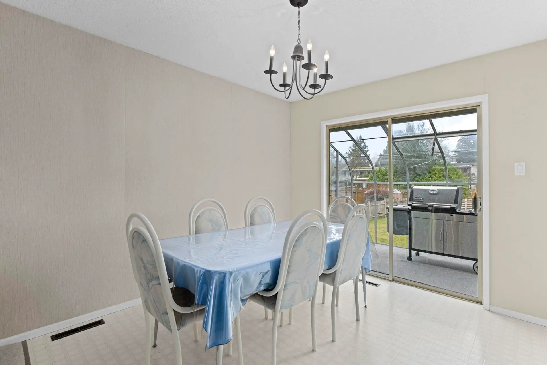 13771 Malabar Avenue - Image 6