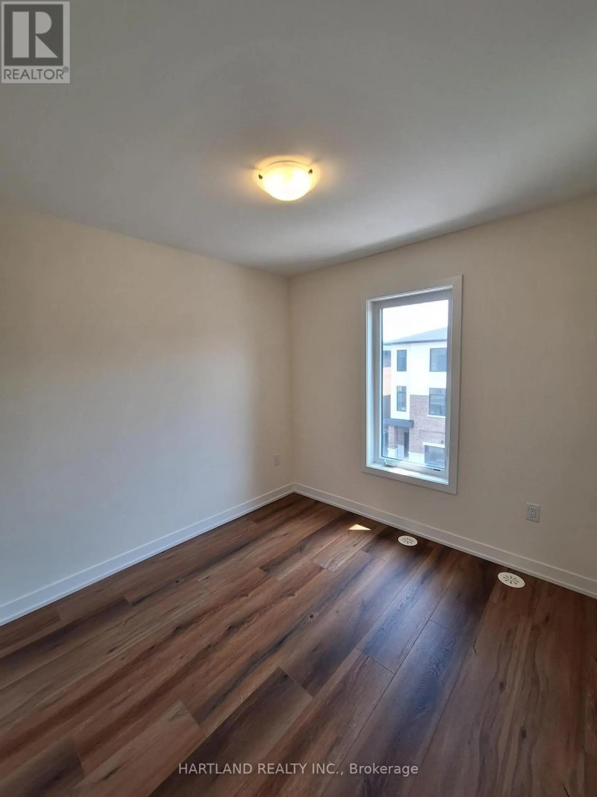 #1202 1695 DERSAN STREET - Image 19