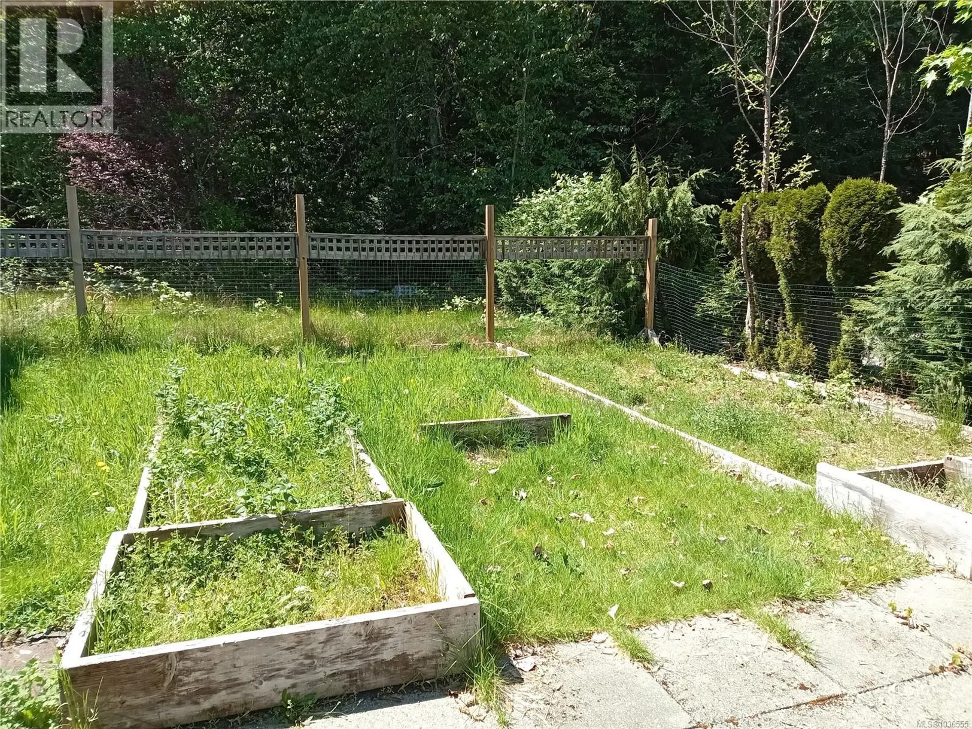 #30 8631 South Shore Rd - Image 6