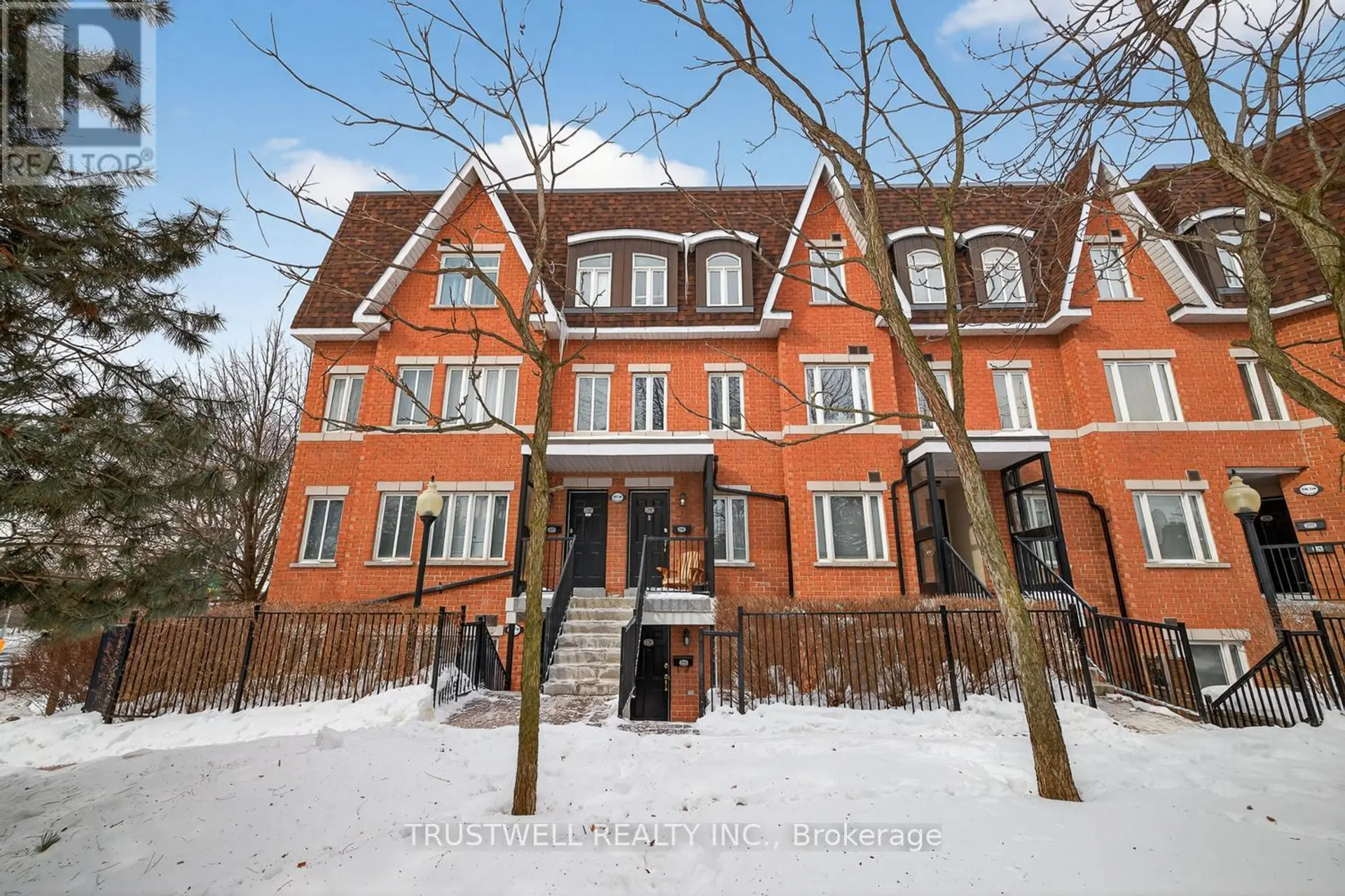 #298 306 JOHN STREET - Image 1
