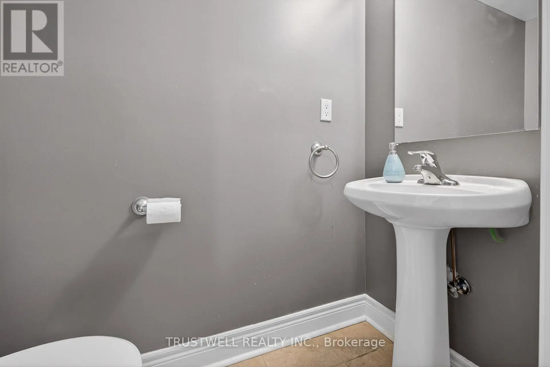 #298 306 JOHN STREET - Image 15