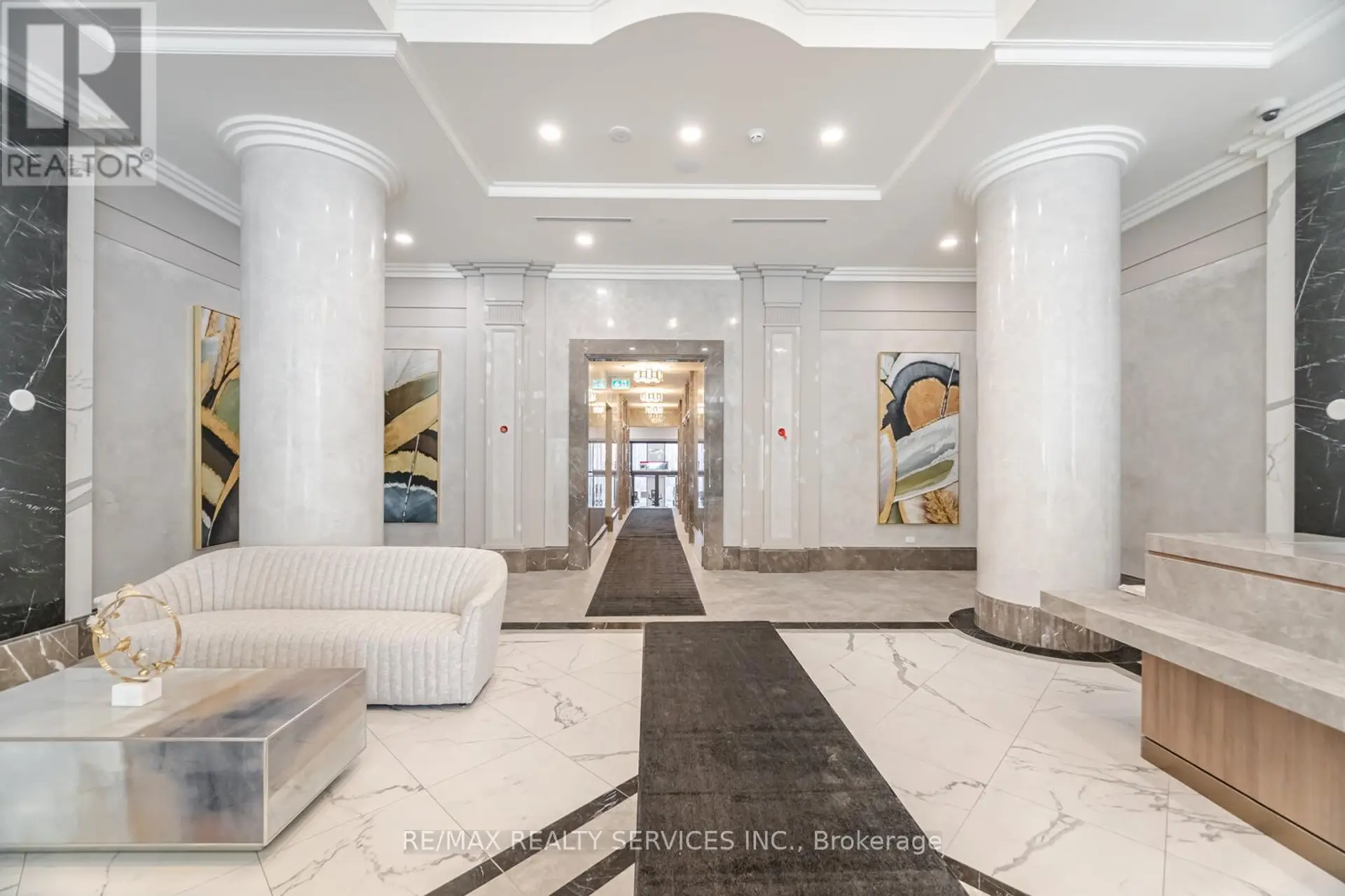 #1811 30 ELM DRIVE W - Image 4