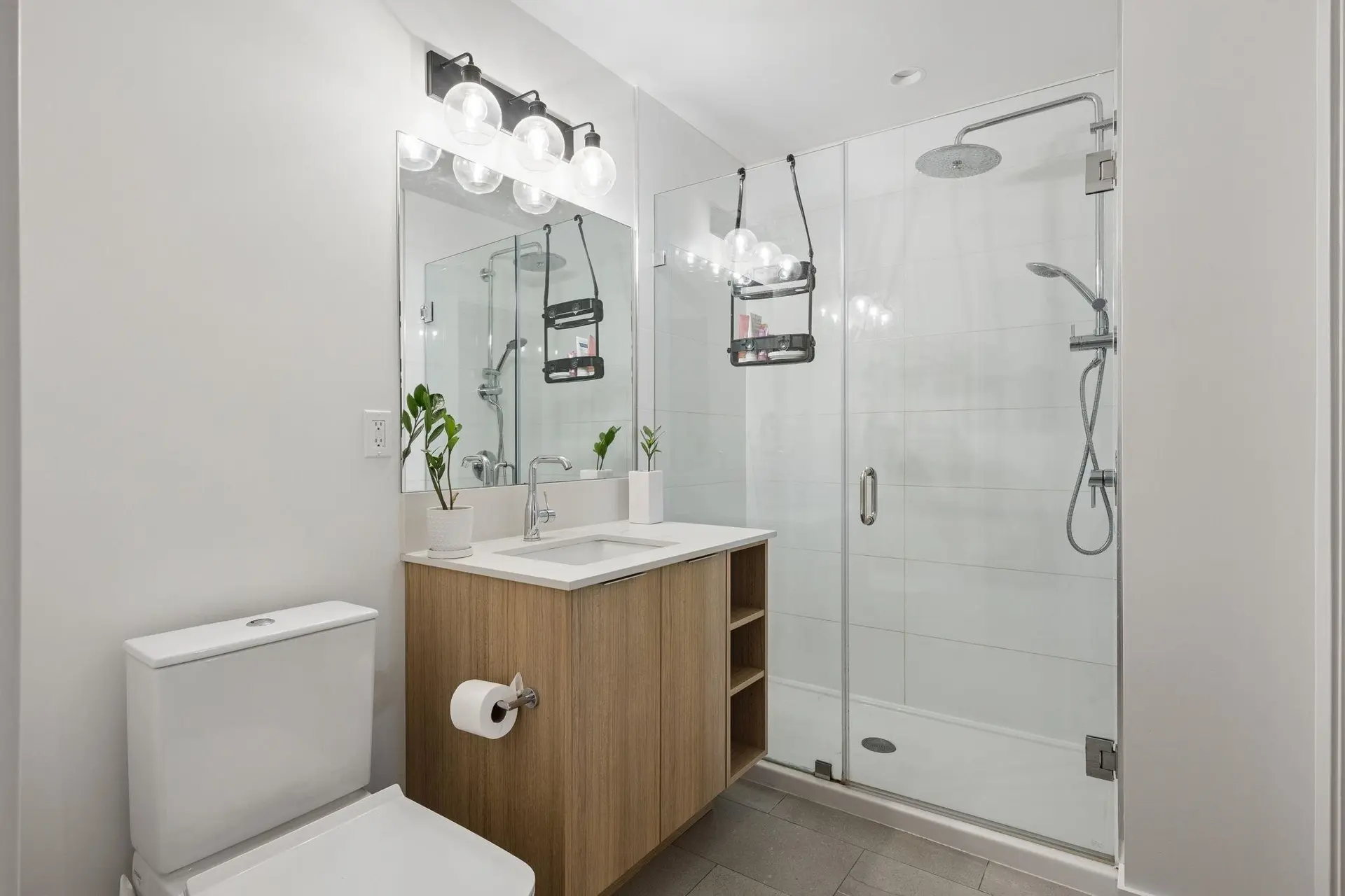 #305 4223 Hastings Street - Image 11