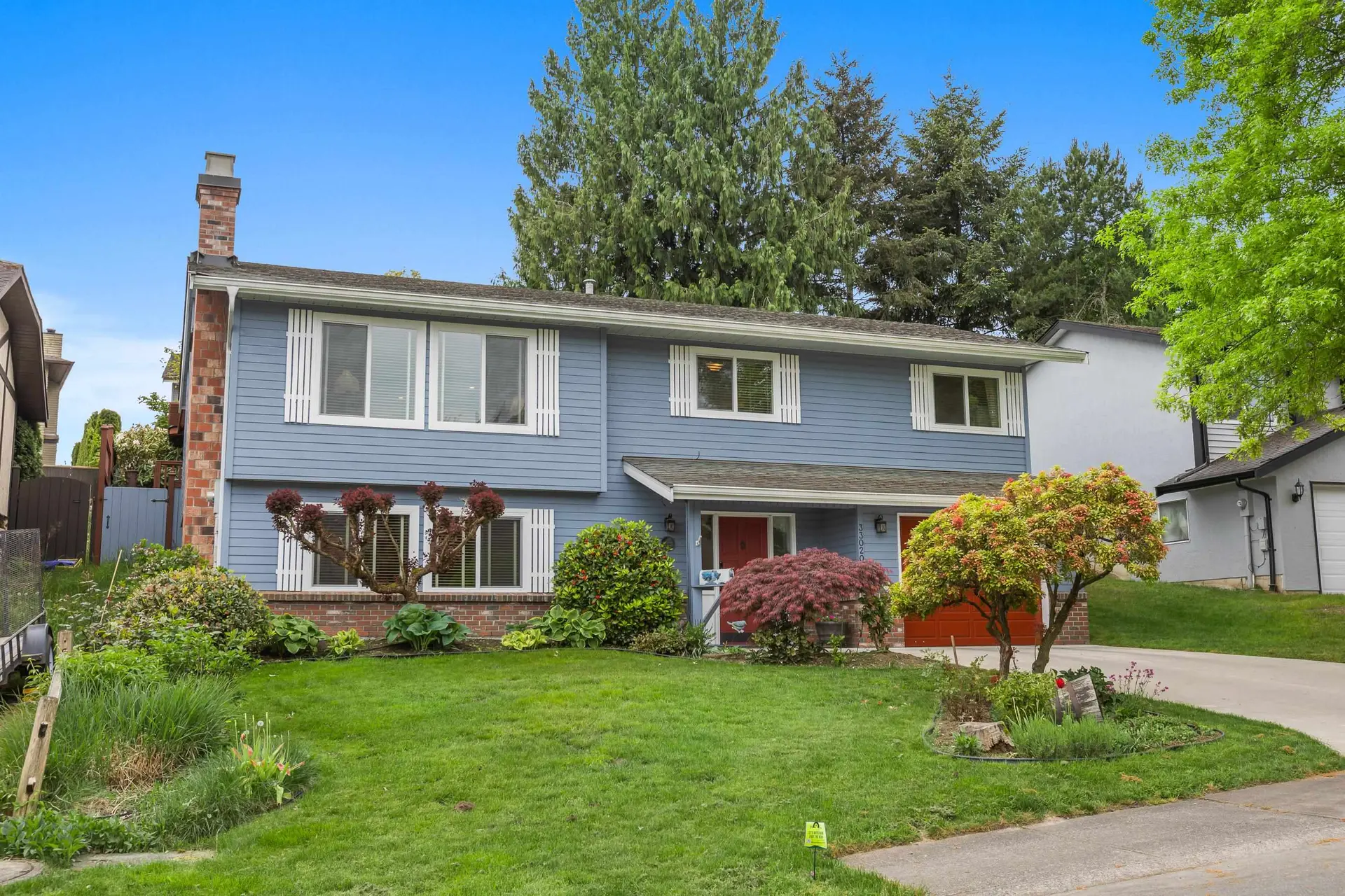 Property at 33020 Caithness Place, Abbotsford, BC