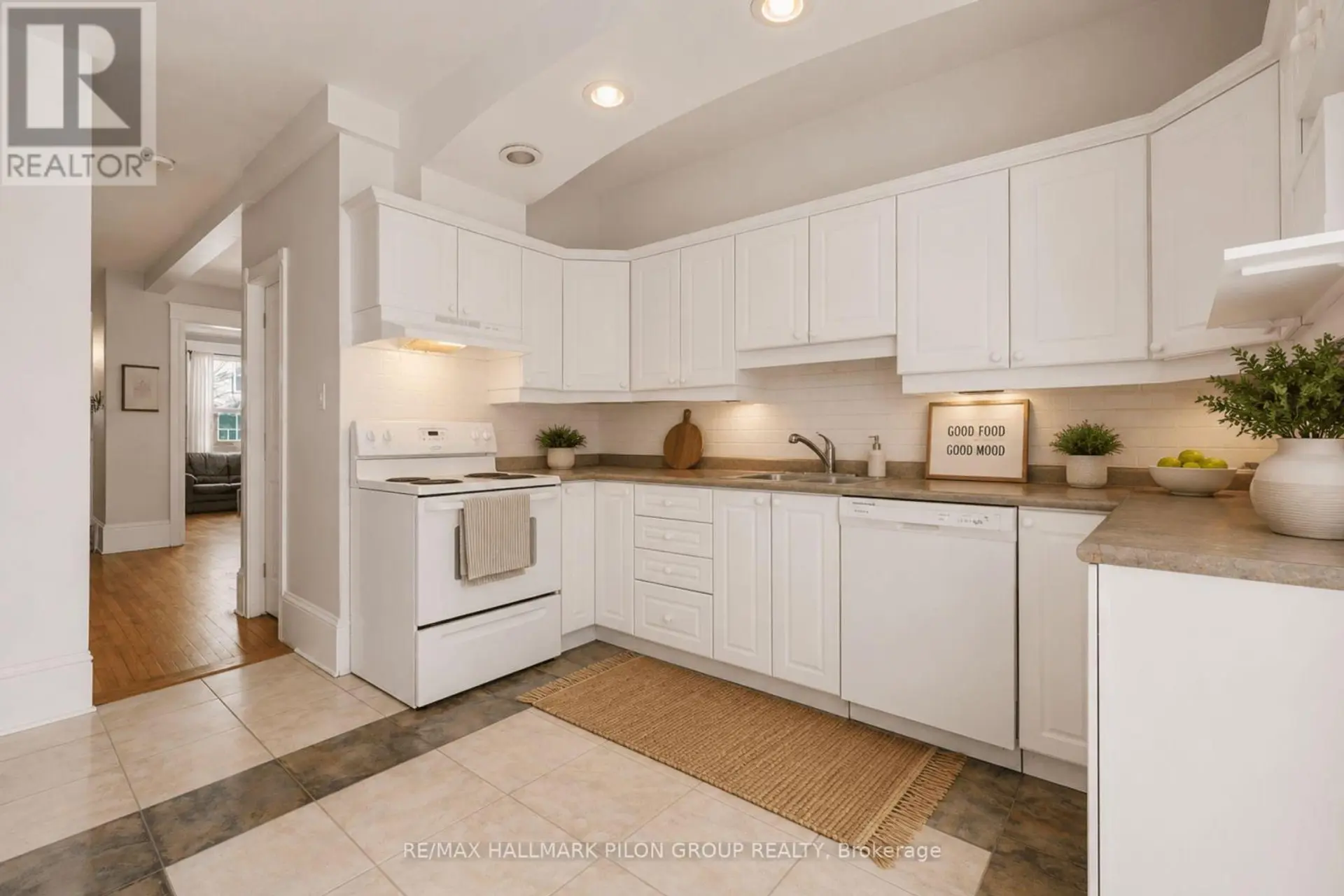 132 BEAUSOLEIL DRIVE - Image 7