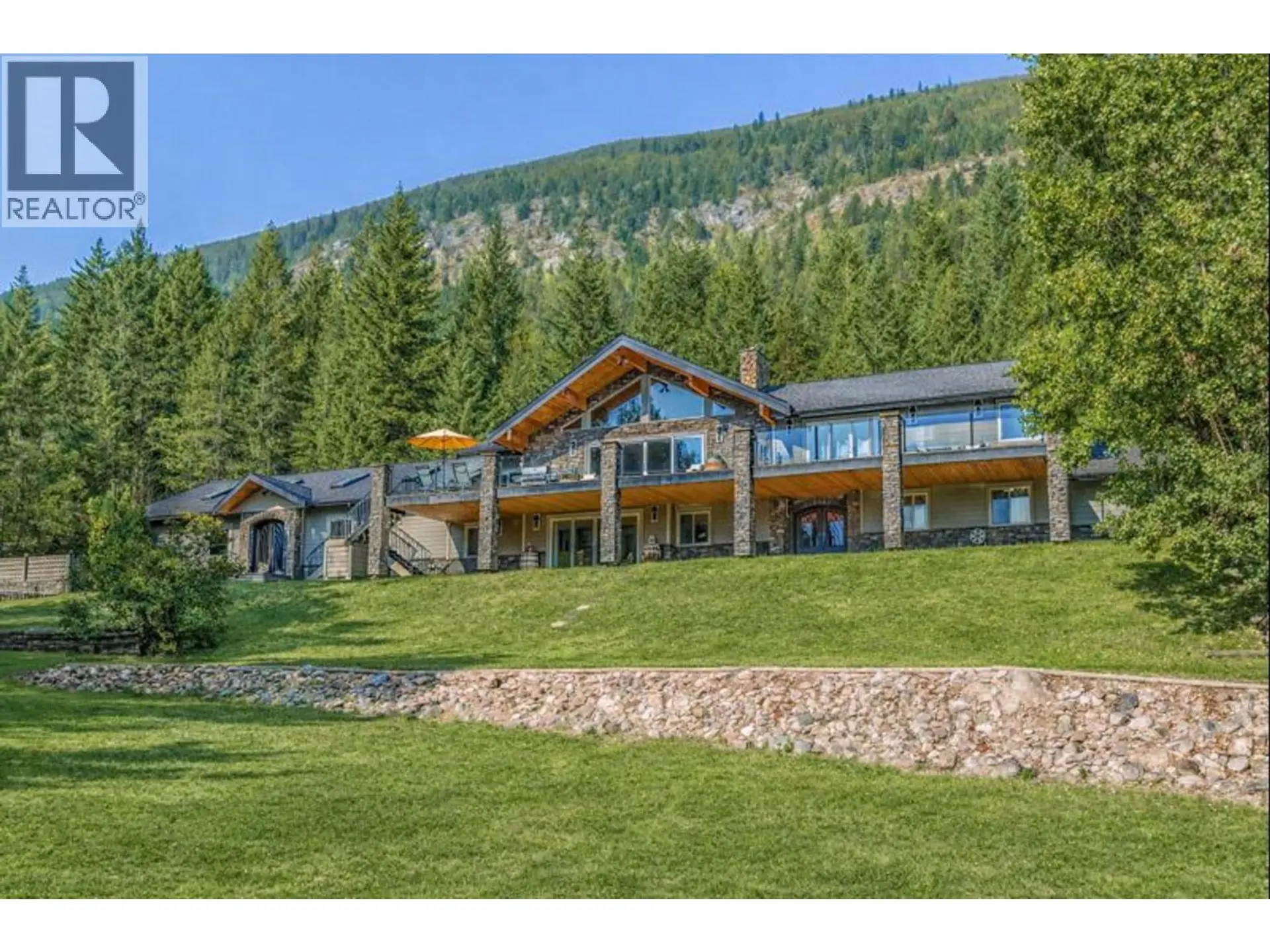 Property at 6171 50 Street NW, Salmon Arm, BC