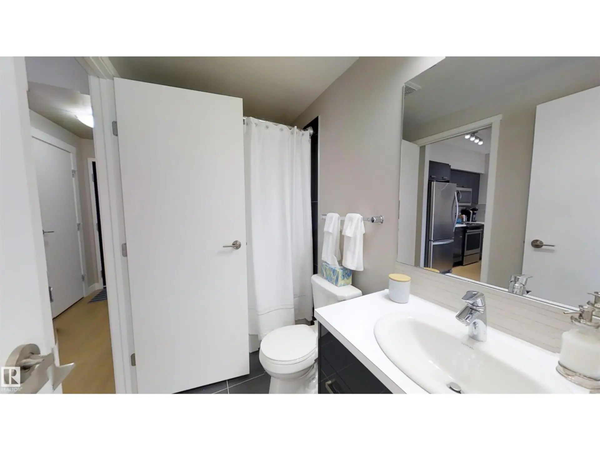 #1603 10410 102 AV NW - Image 11
