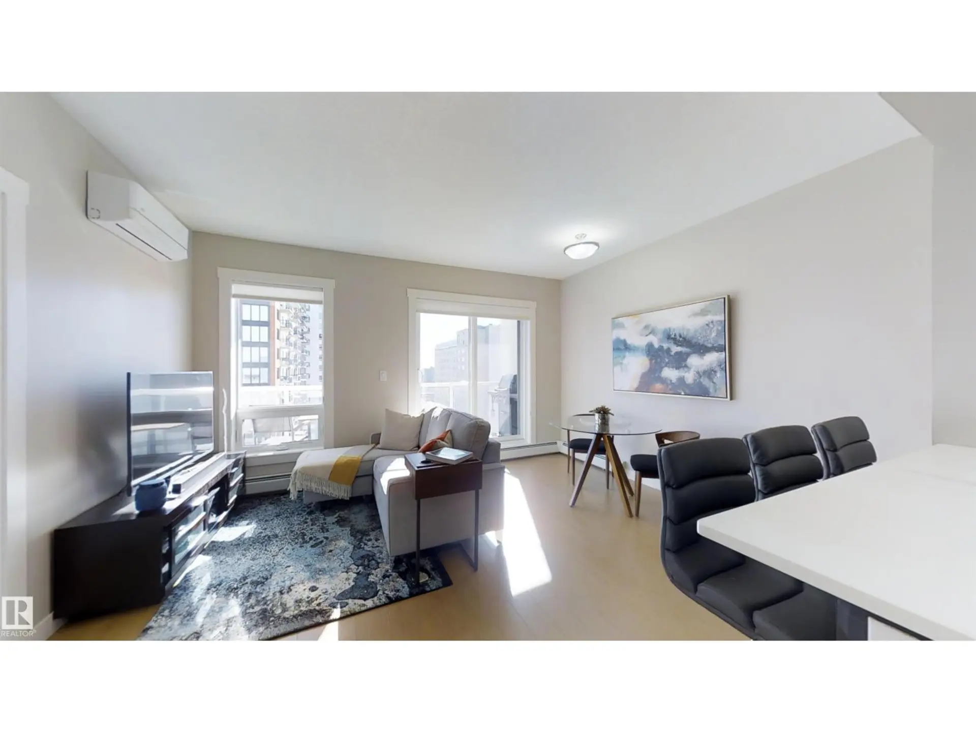#1603 10410 102 AV NW - Image 4