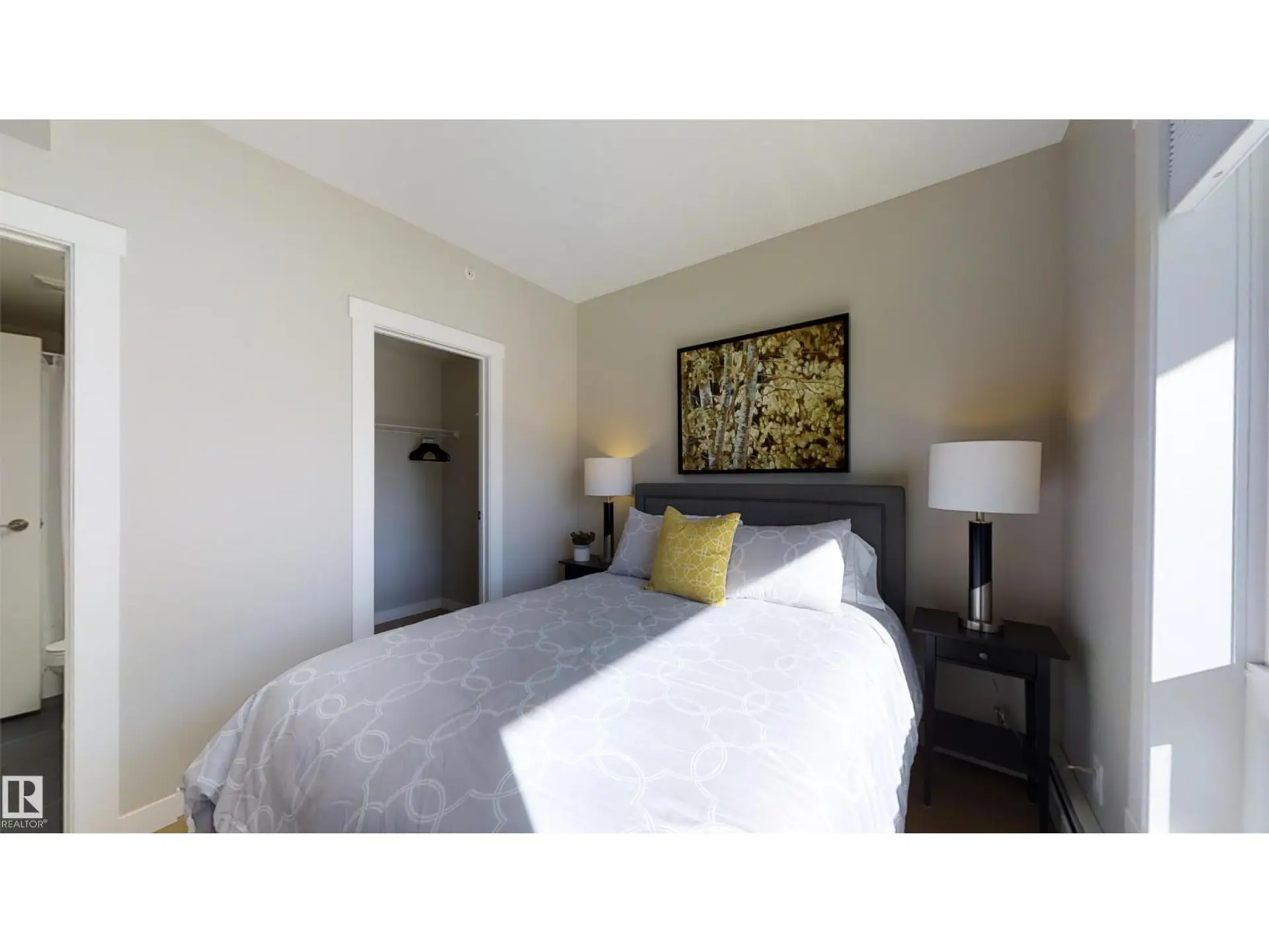 #1603 10410 102 AV NW - Image 9