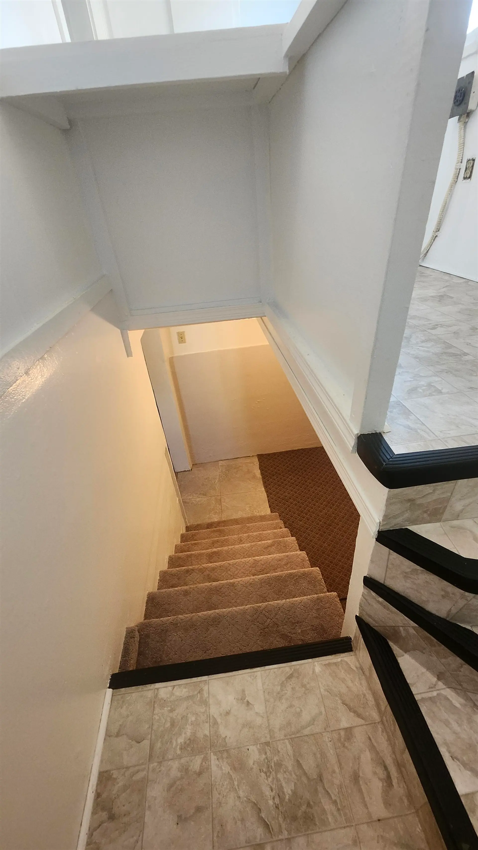 7575 Dunsmuir Street - Image 6