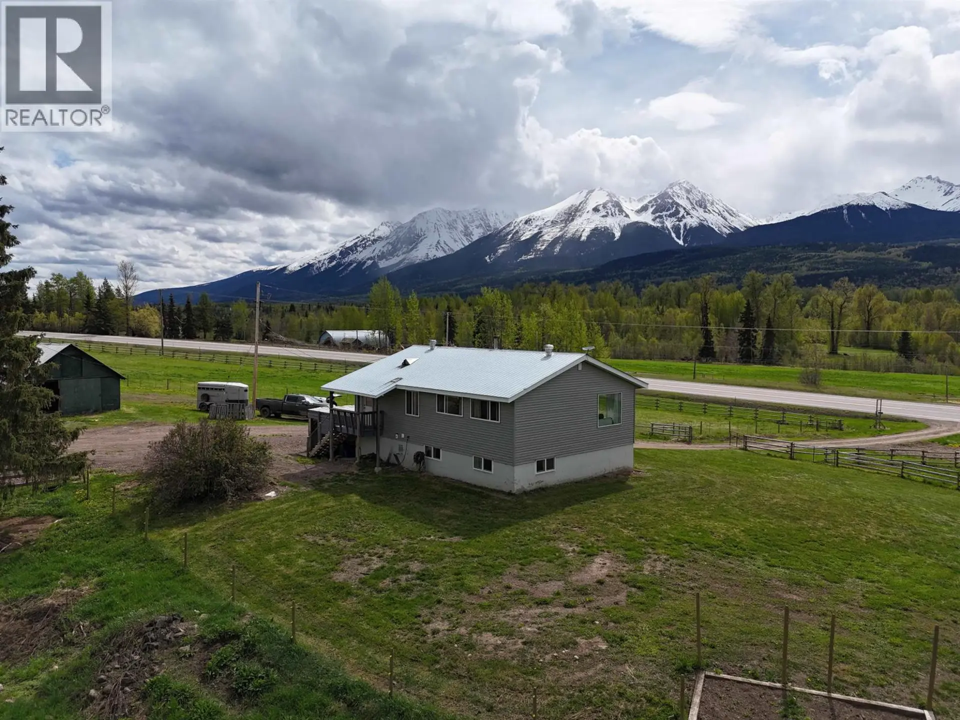 Property at 21872 W 16 HIGHWAY, Smithers, BC