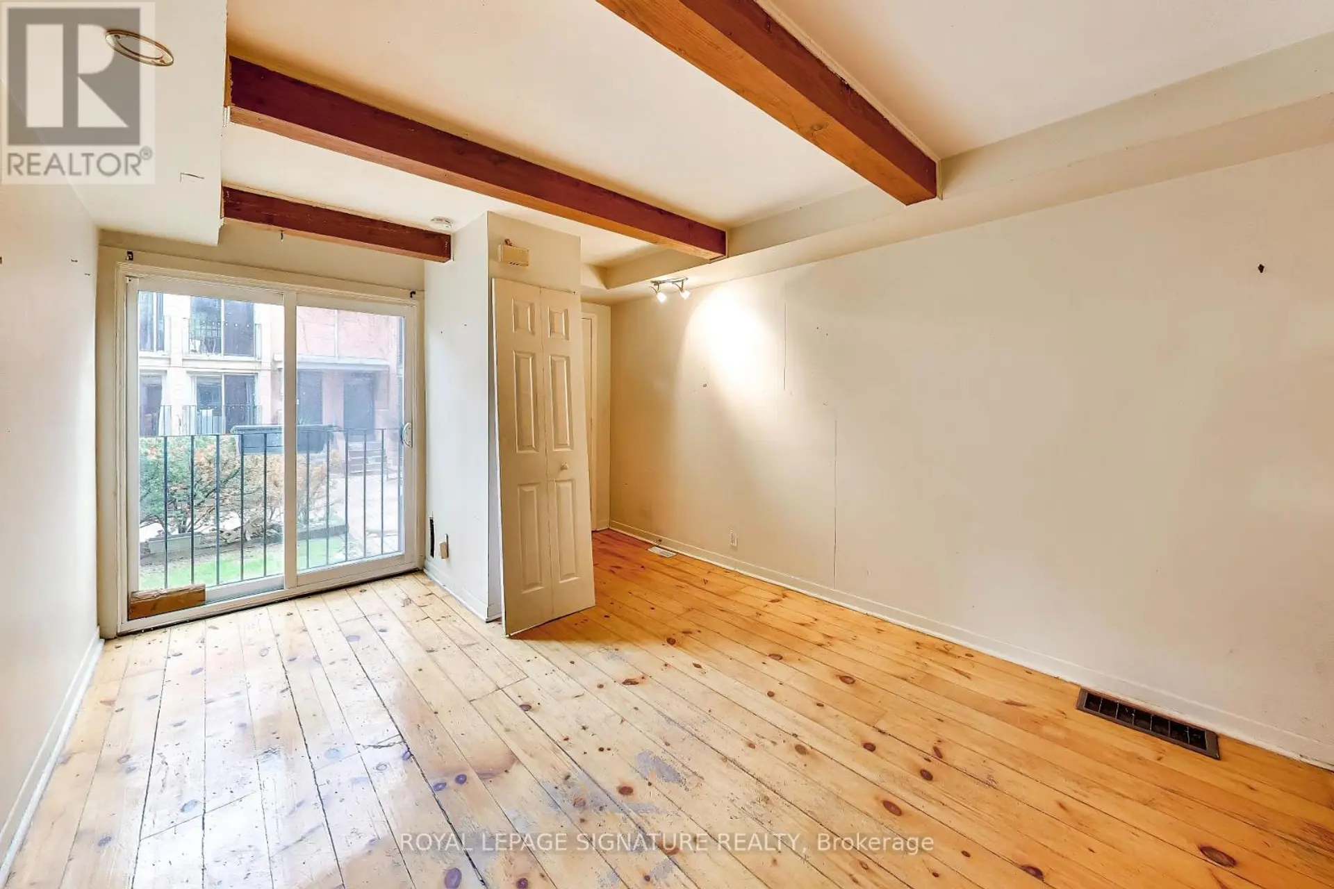 #18 325 JARVIS STREET - Image 5