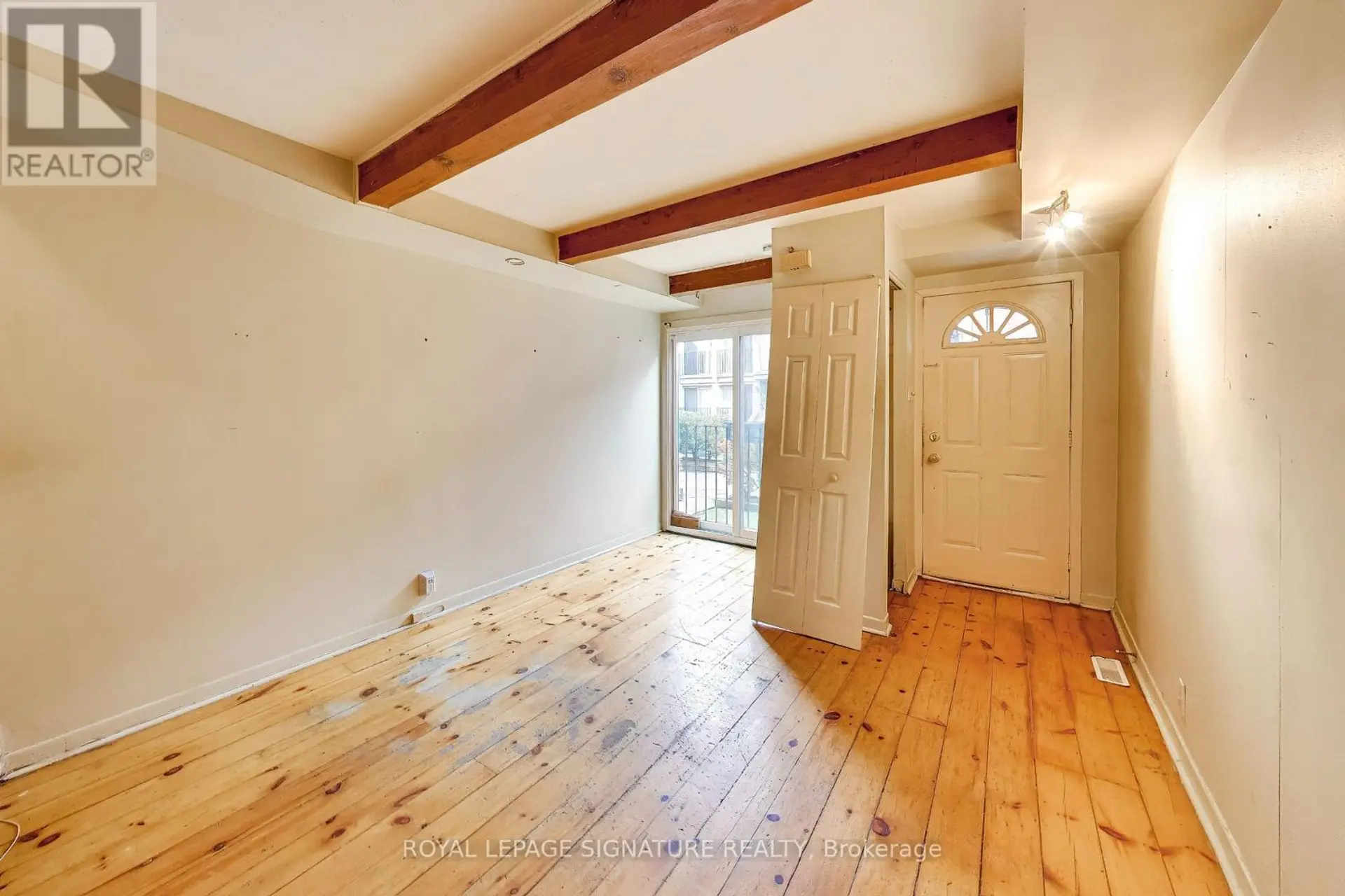#18 325 JARVIS STREET - Image 6