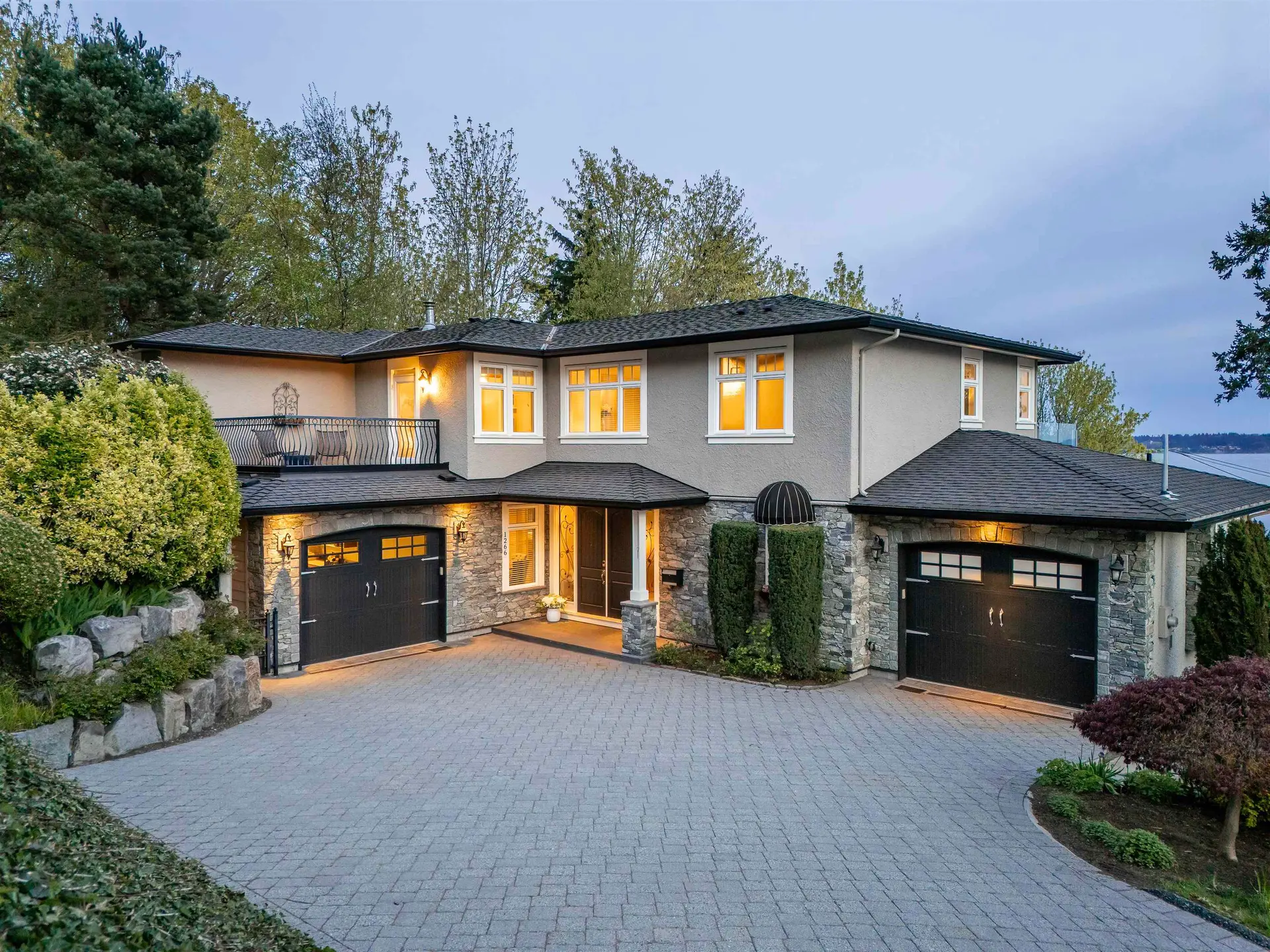 Property at 1266 Everall Street, White Rock, BC