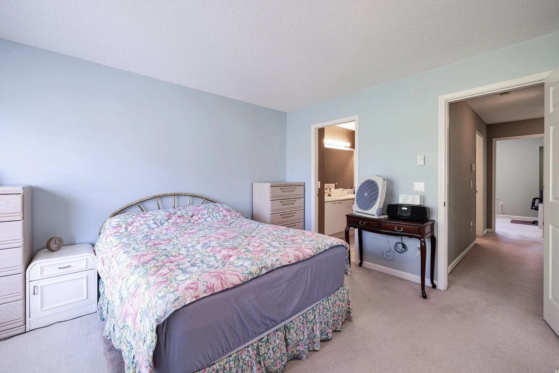 #28 3711 Robson Court - Image 2