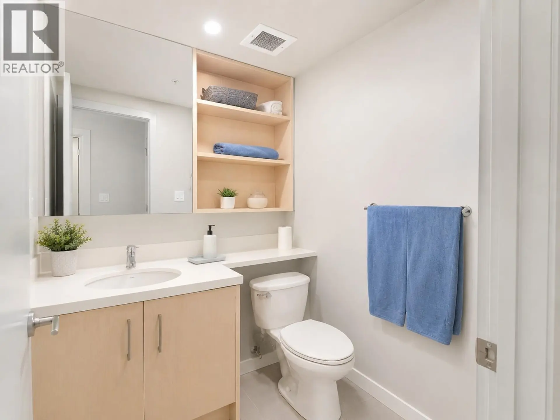 #218 345 Dougall Road N - Image 5