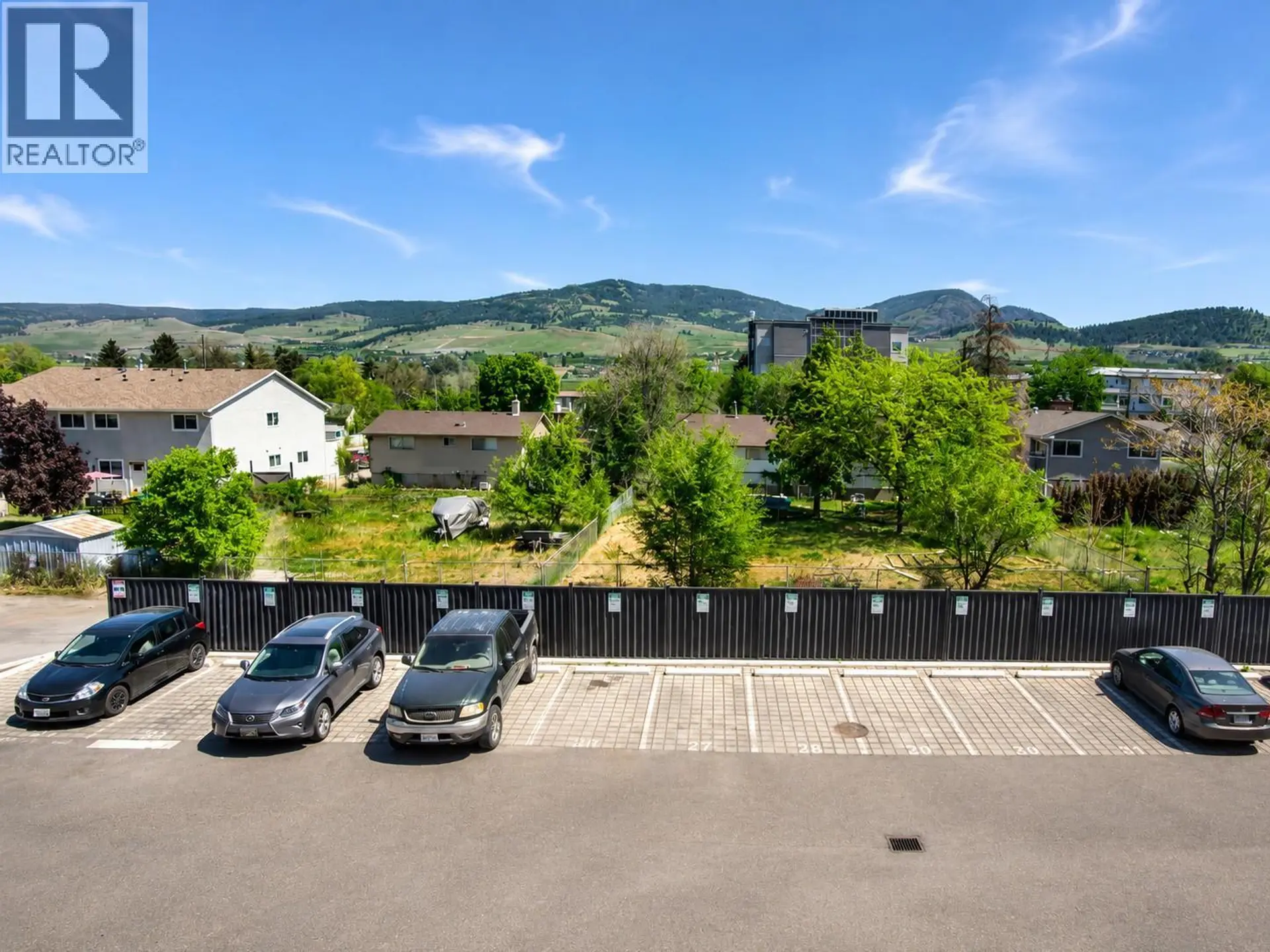 #218 345 Dougall Road N - Image 8