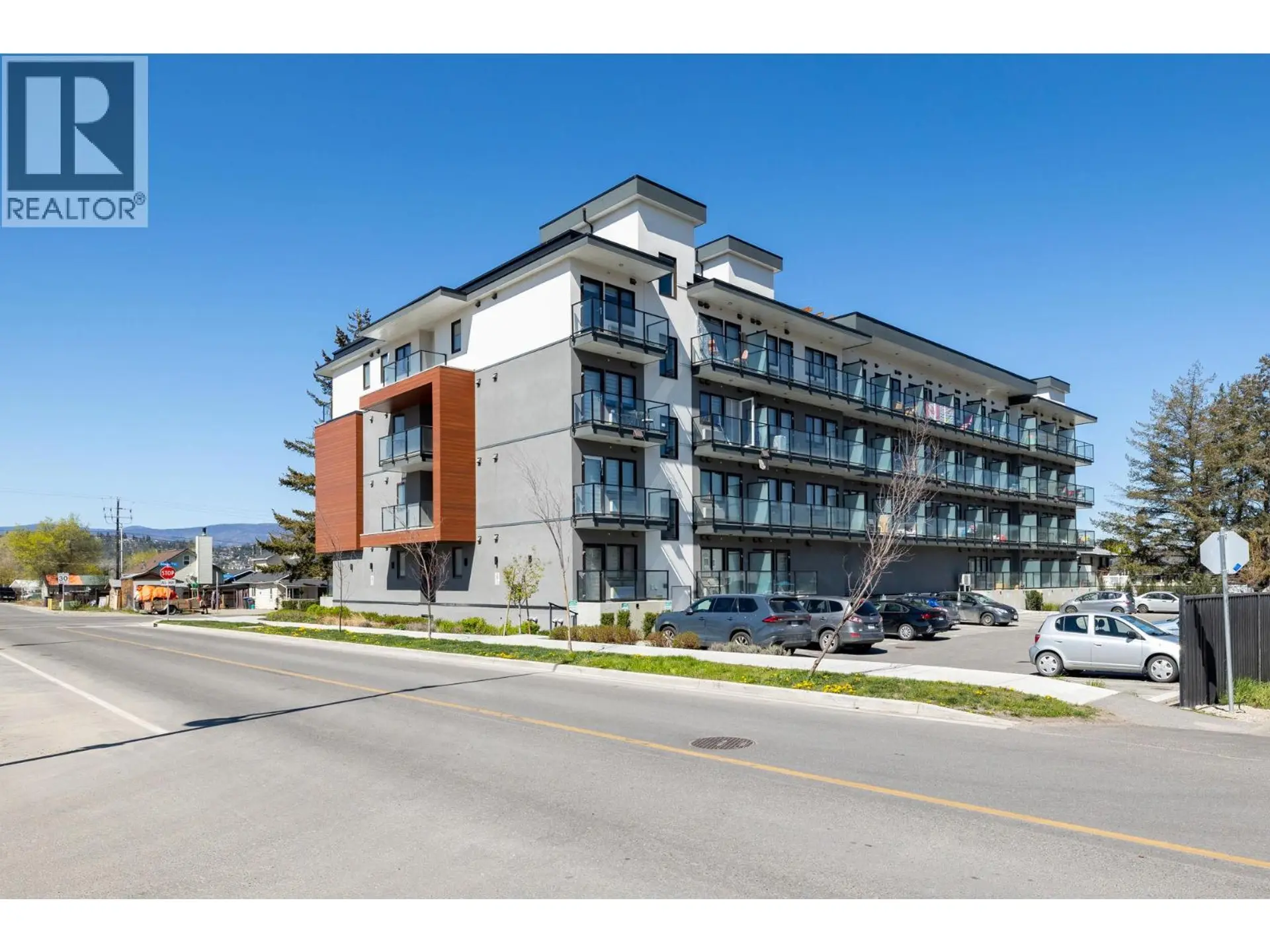 Property at #218 345 Dougall Road N, Kelowna, BC