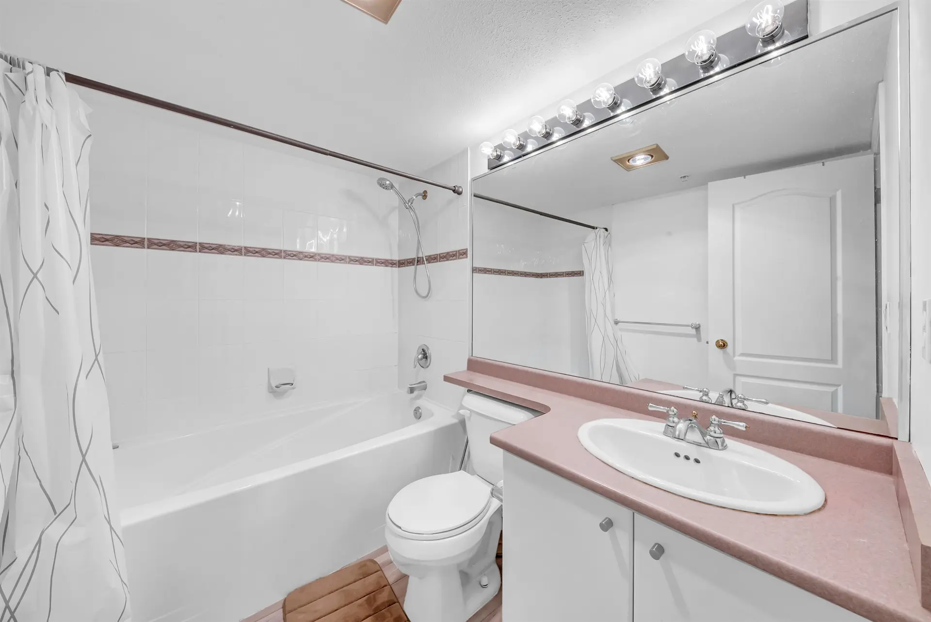 #208 1196 Pipeline Road - Image 10