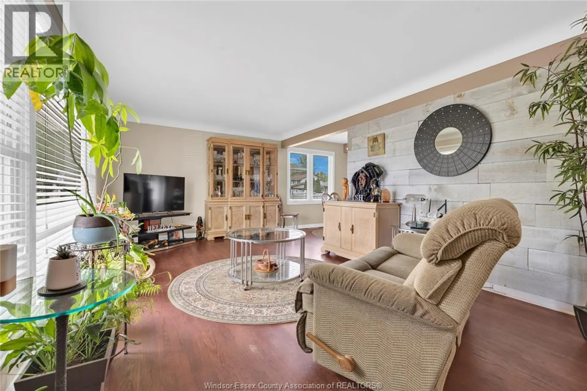 2456 RANDOLPH - Image 3