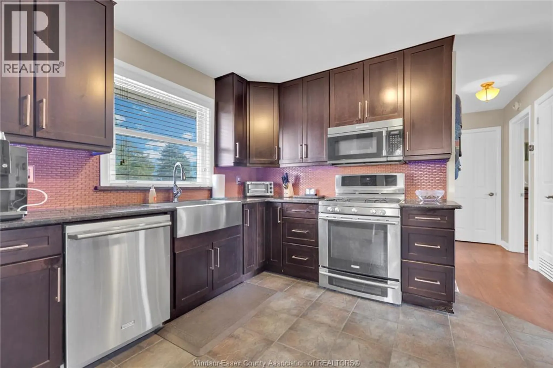 2456 RANDOLPH - Image 4