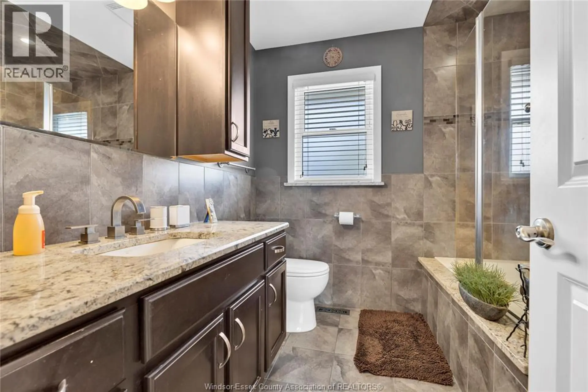 2456 RANDOLPH - Image 5