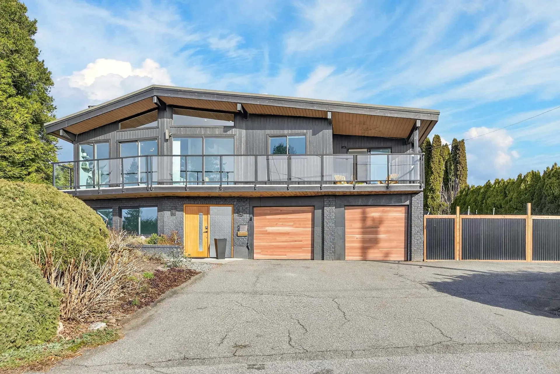 Property at 33777 4 Avenue, Mission, BC