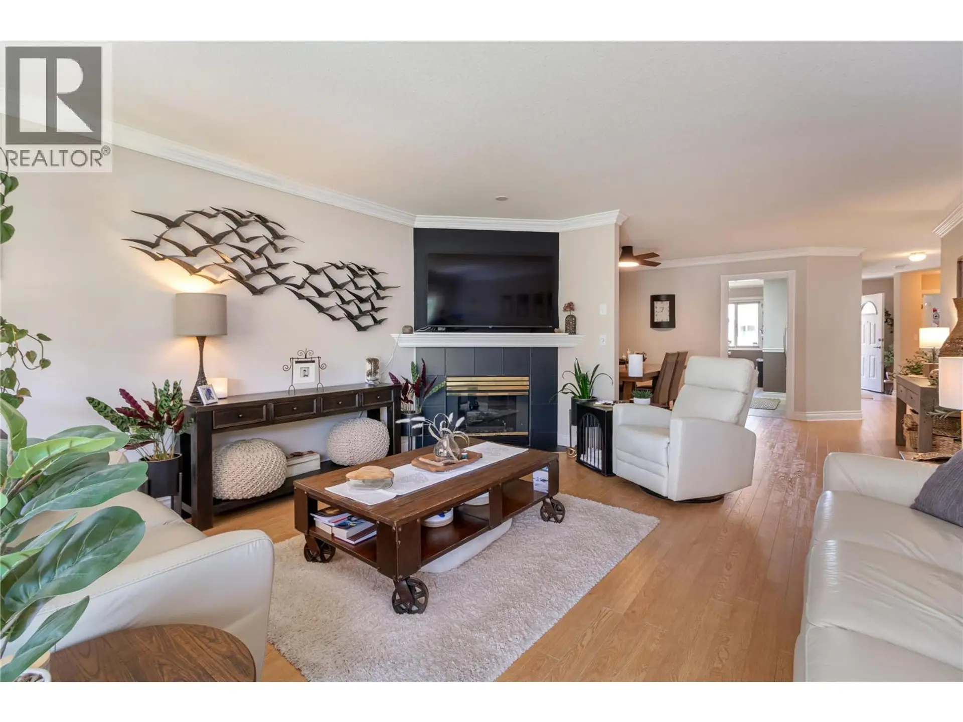 Property at #3 1886 Parkview Crescent, Kelowna, BC