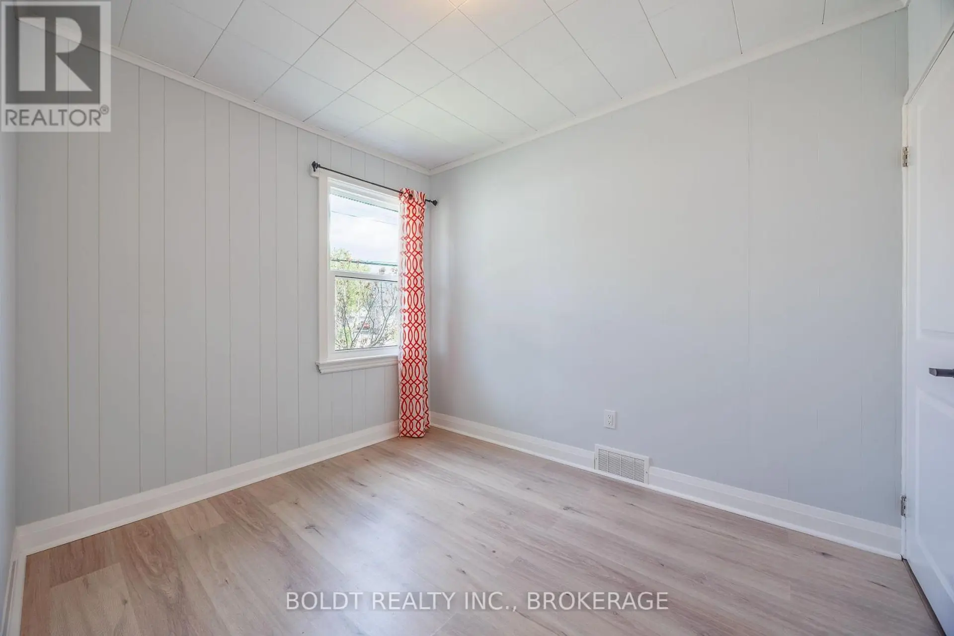 422 WELLAND AVENUE - Image 5