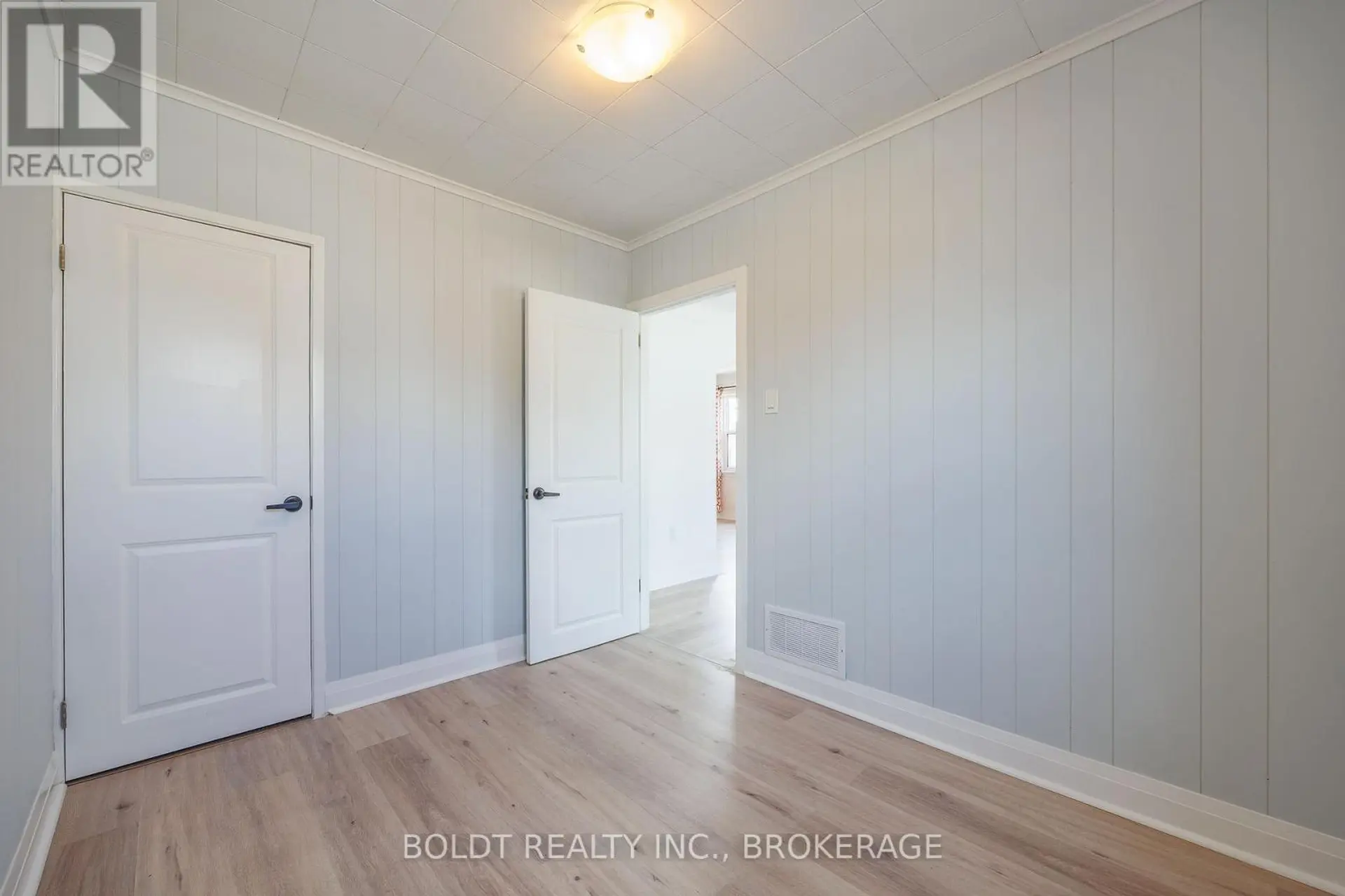 422 WELLAND AVENUE - Image 6